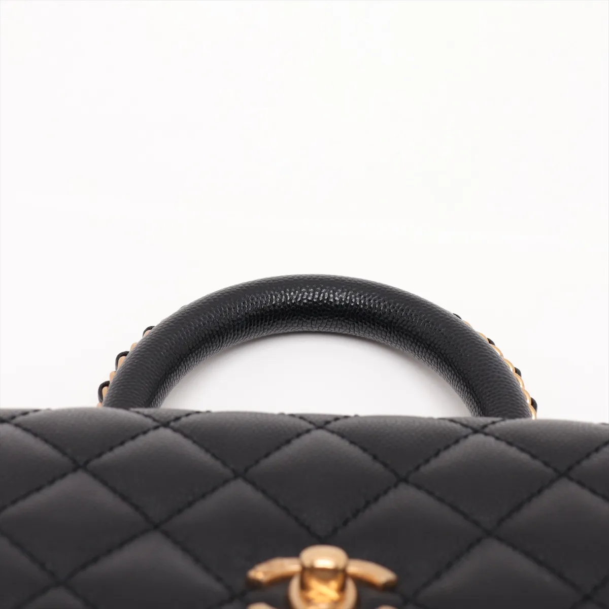 [Individually packaged] Chanel Coco Handle 19 XXS Caviar Skin 2-Way Handbag, Black with Gold Hardware, T7NC69HJ, Random Plate AS2215 — view 6