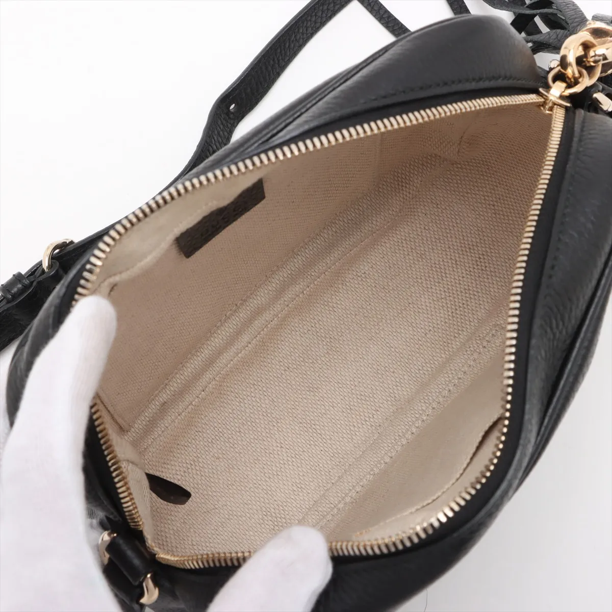 Soho Leather Shoulder Bag Black 308364 — view 6