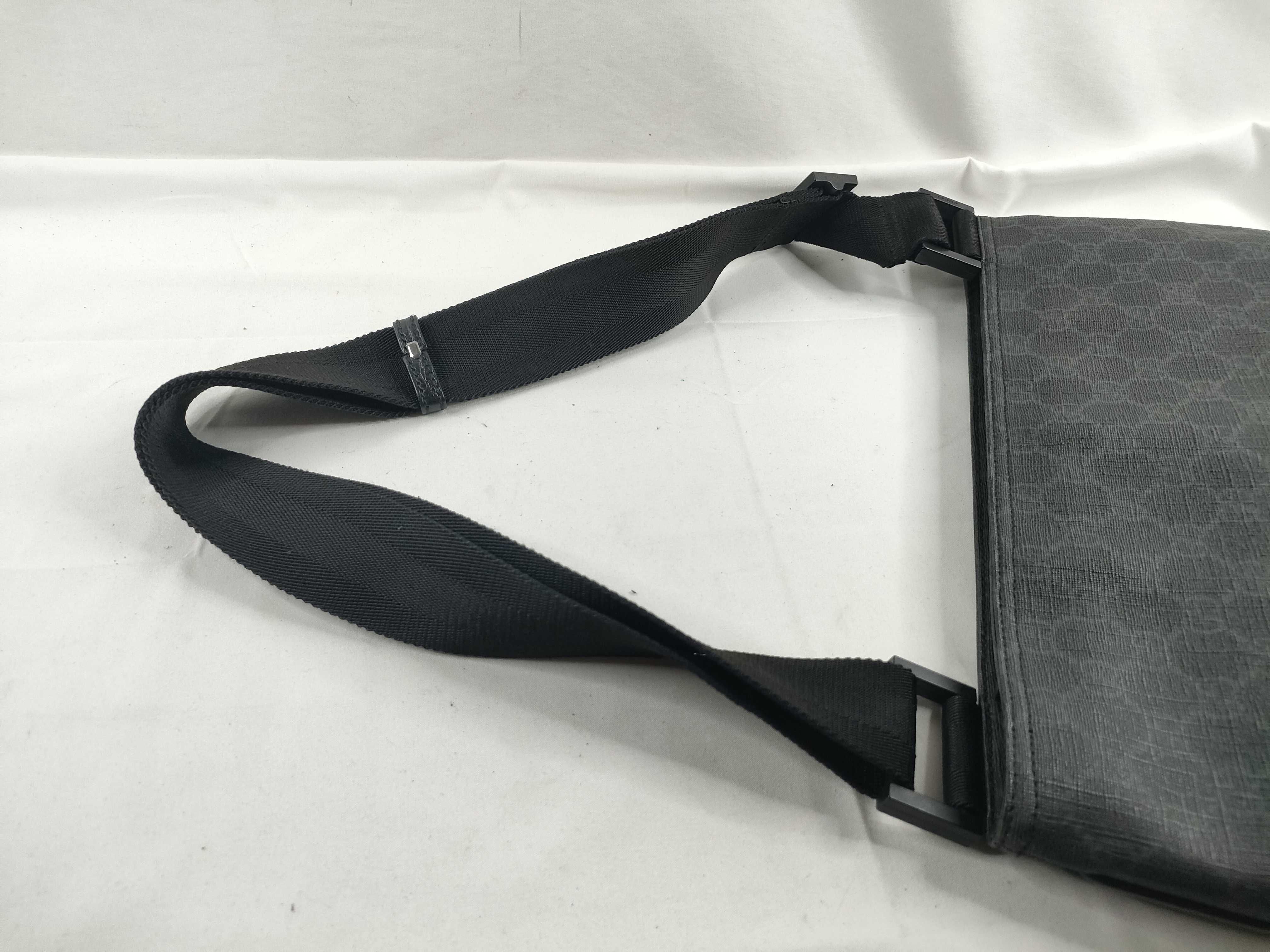 GG Shoulder Bag, Black — view 6