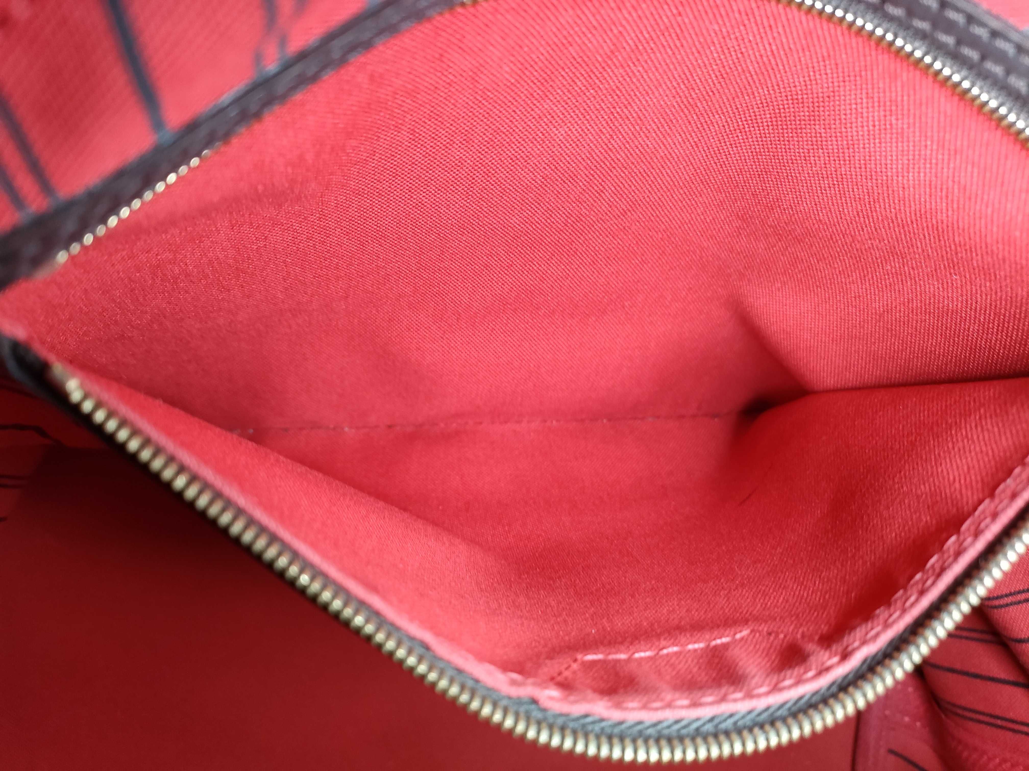 Damier Neverfull MM N41358 Tote Bag (Bottom torn) — view 11