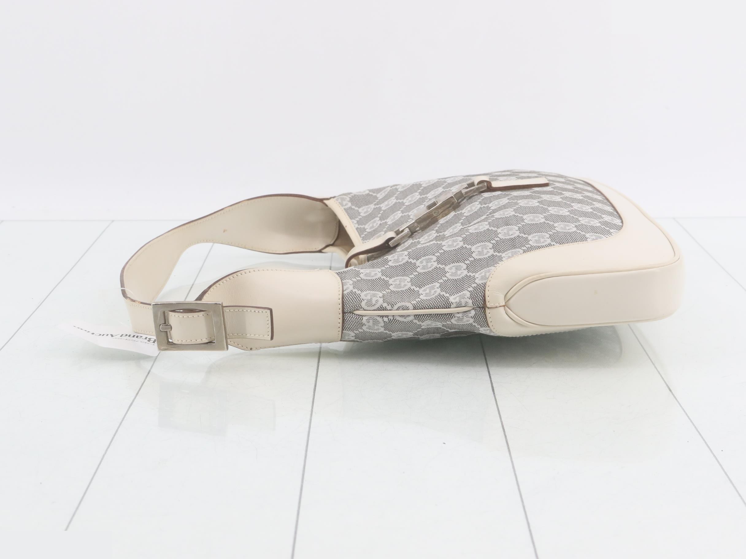 GG Canvas Jackie Shoulder Bag — view 4