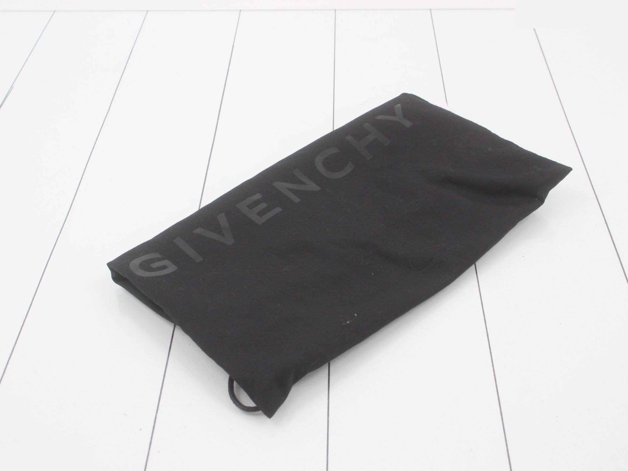 Shoulder pouch with 4G logo, leather, black — view 5