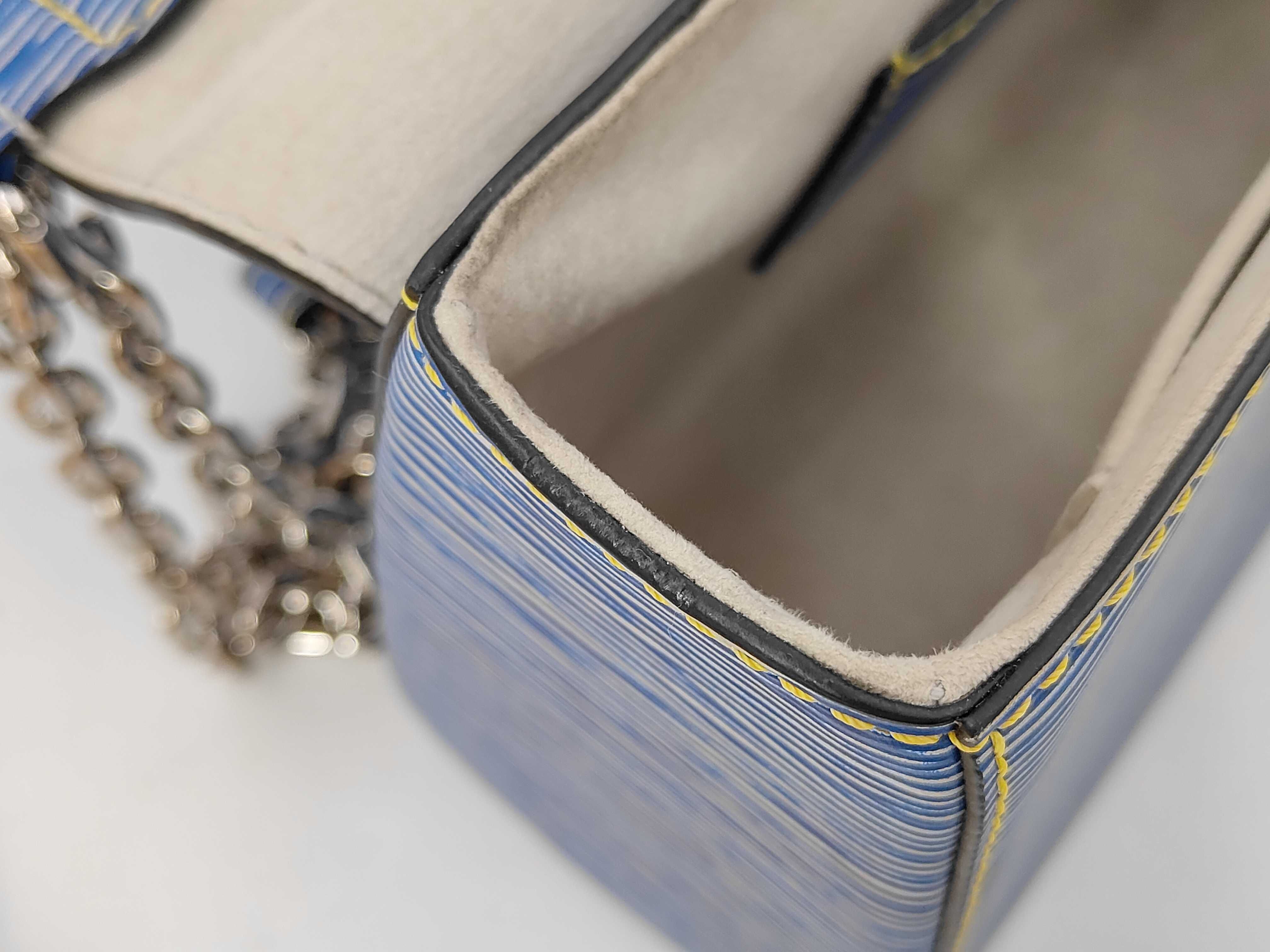 Epi Twist Denim Blue Epi Calfskin Medium Shoulder Bag with Gold Hardware — view 12