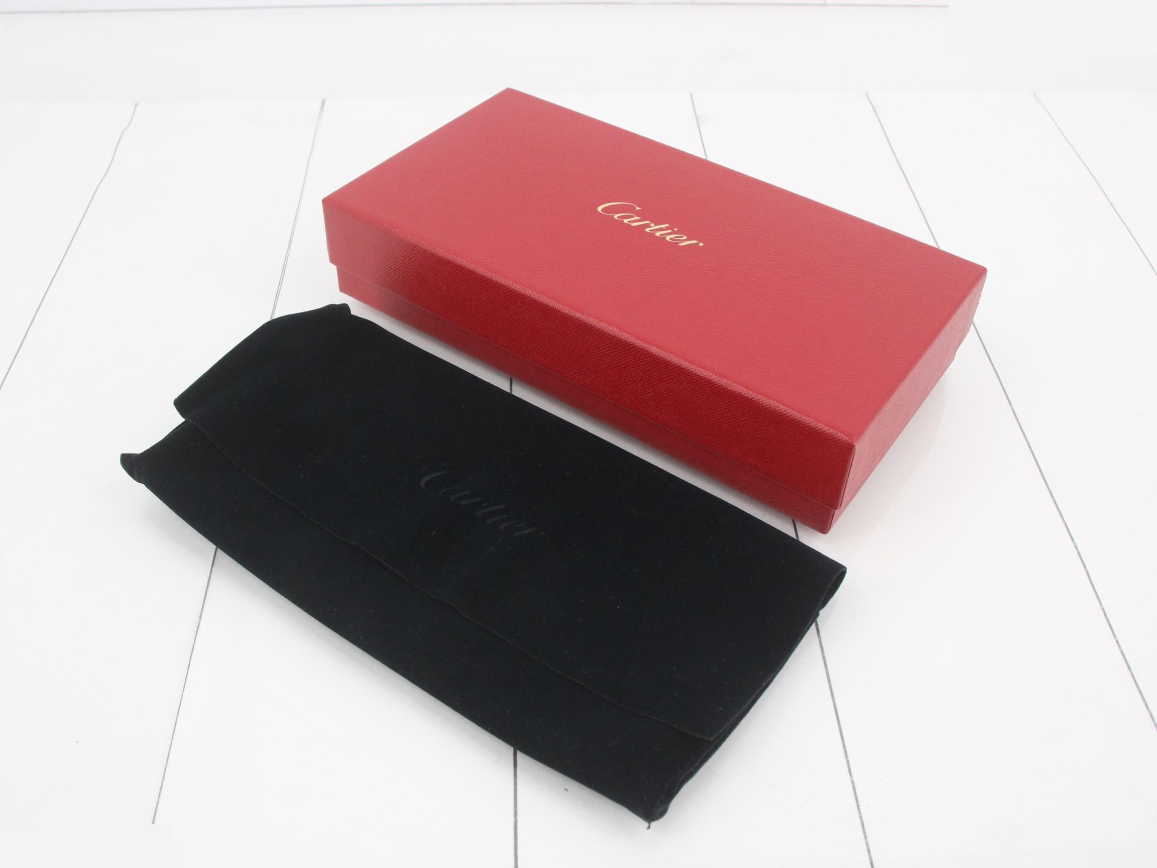 Other items: Bags, notebook covers, card cases, etc. — view 5