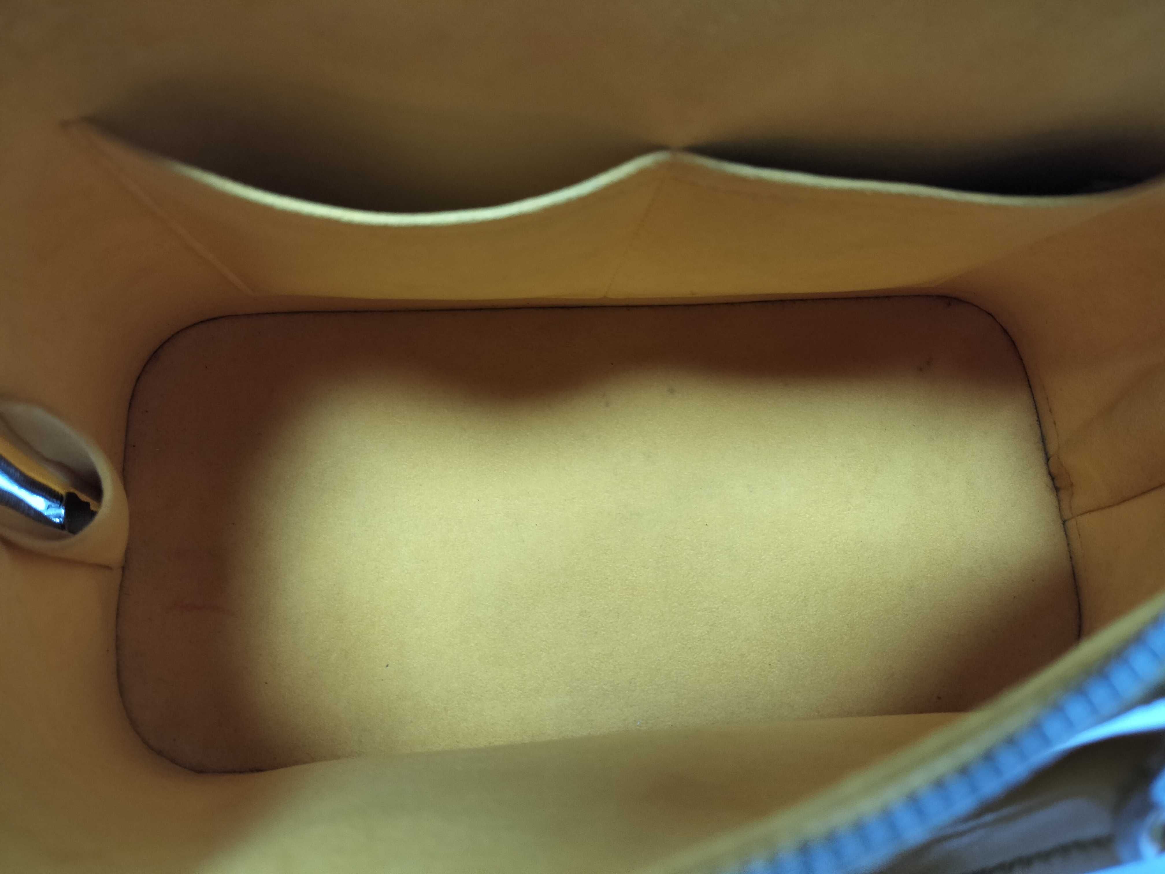 Epi Alma Handbag FL3183 — view 14