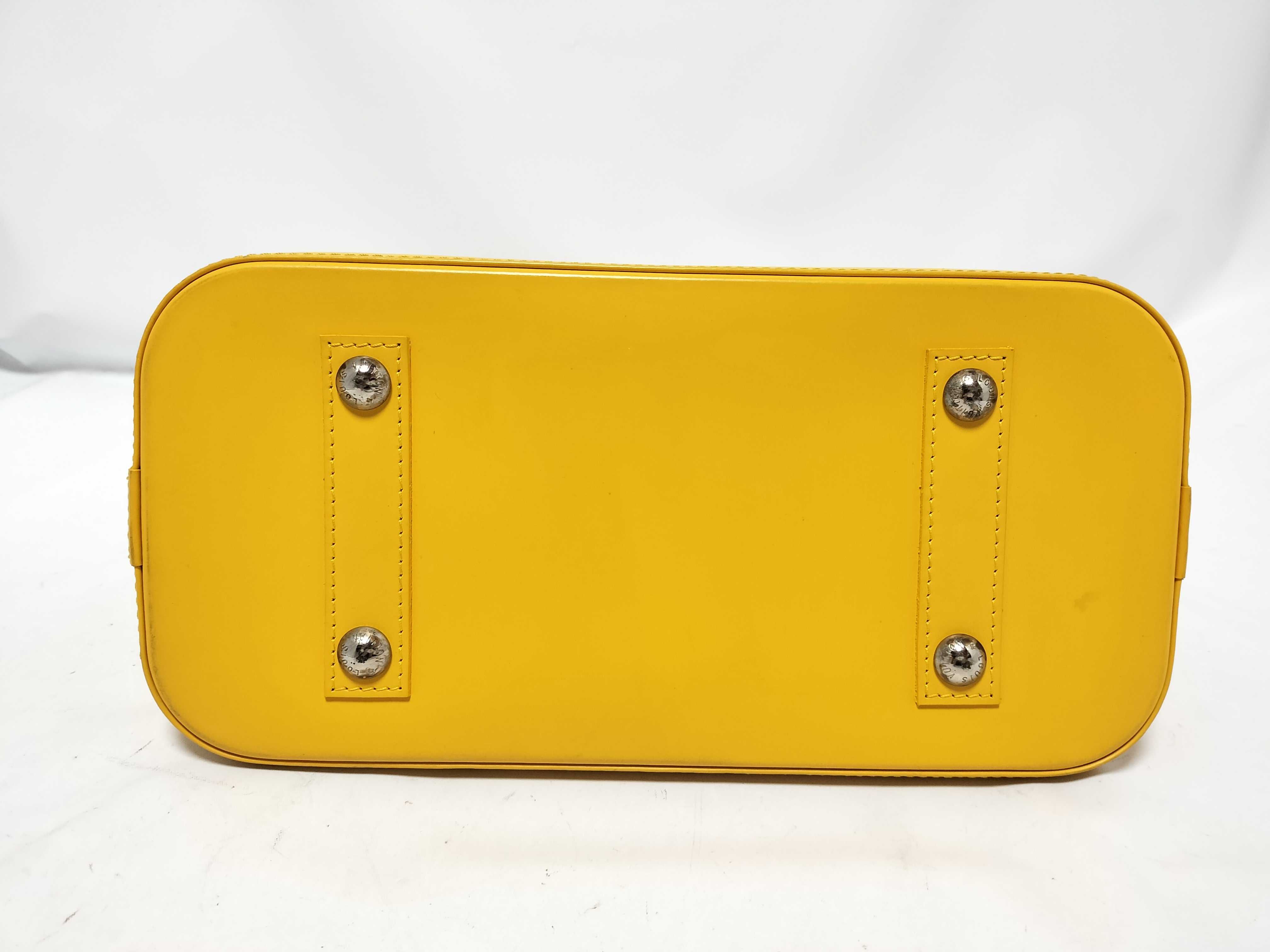 Epi Alma Handbag FL3183 — view 8