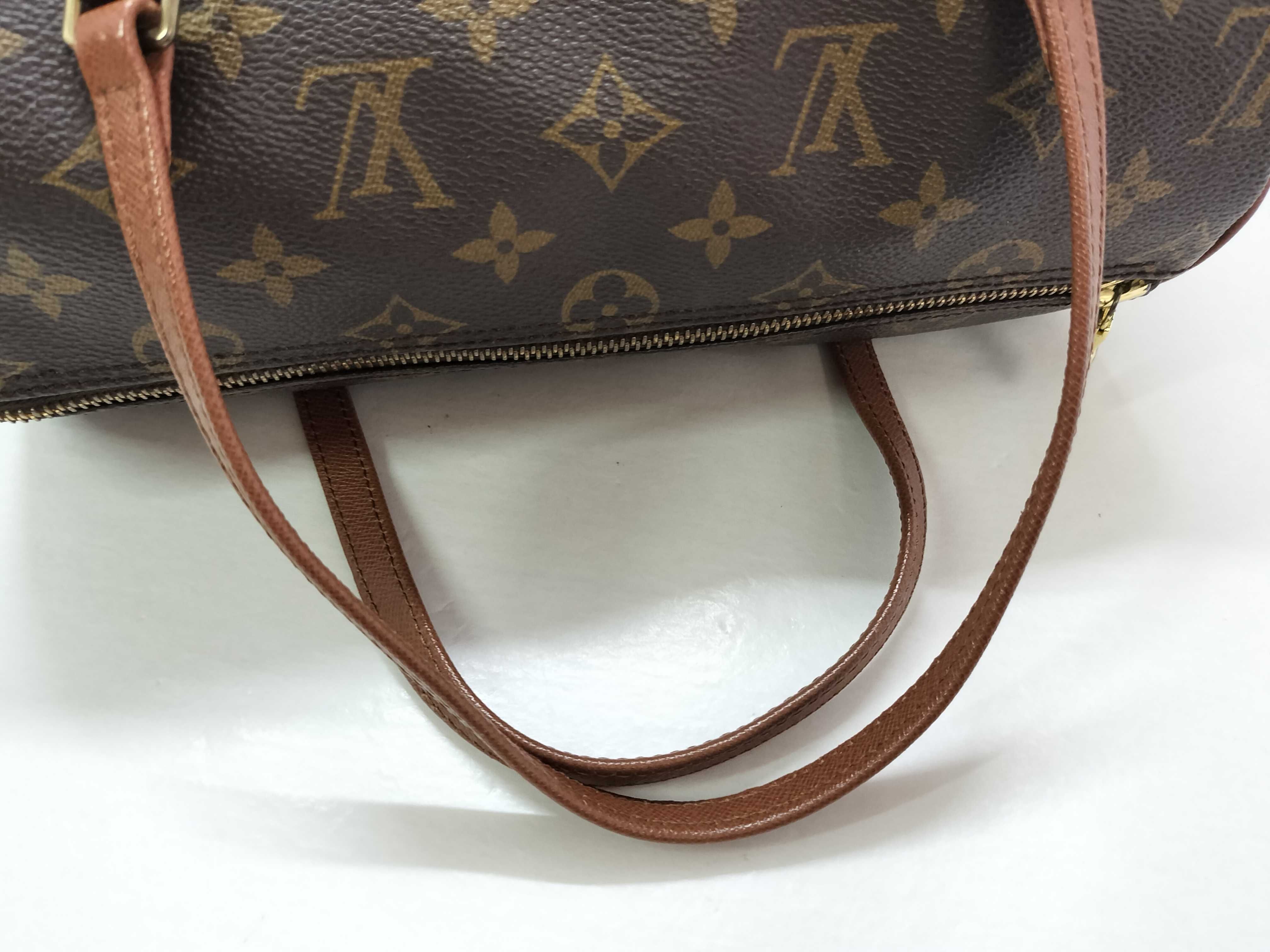 Monogram Louis Vuitton M51366 Old Model Papillon 26 Handbag Monogram Handbag — view 3