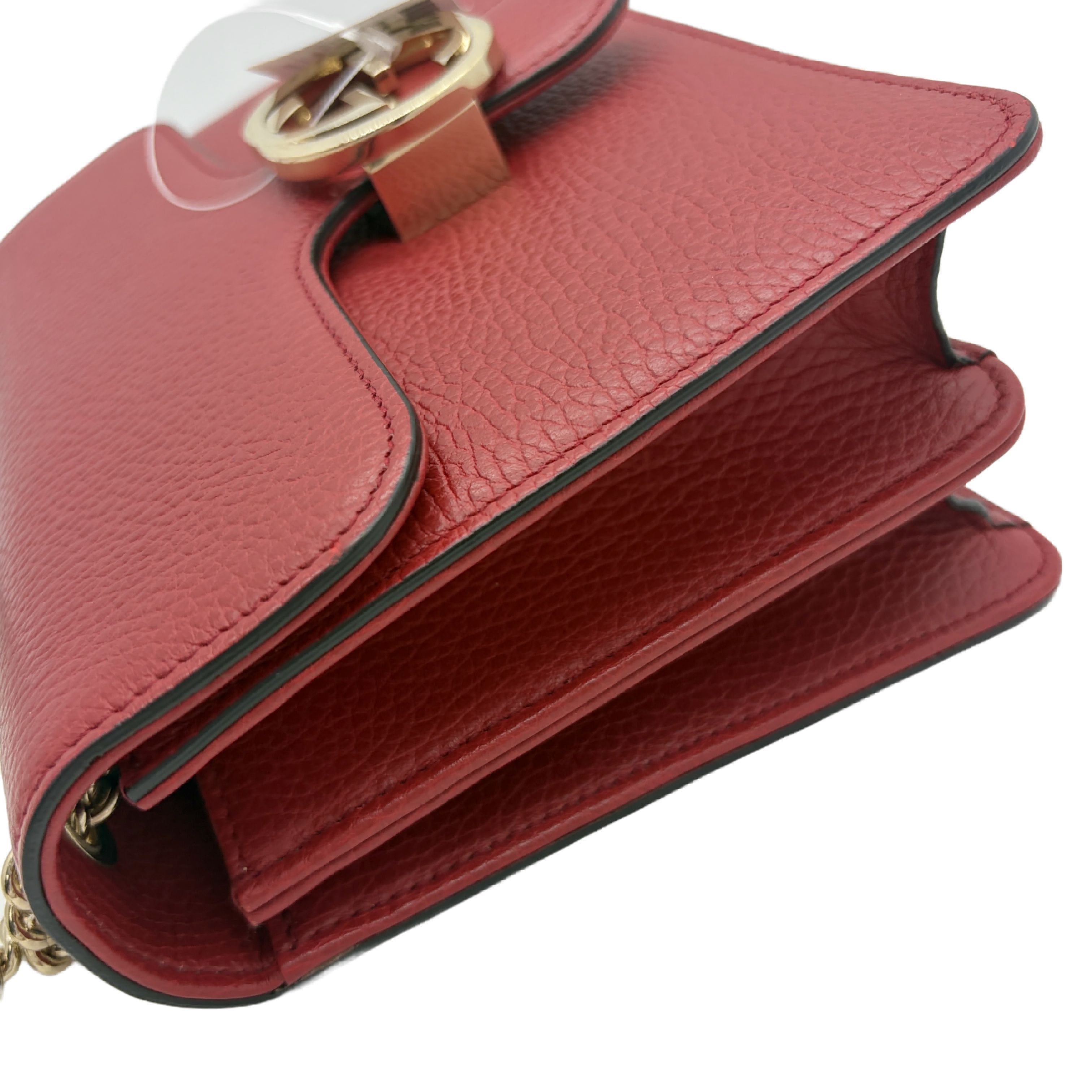 Interlocking G Chain Shoulder Bag — view 3