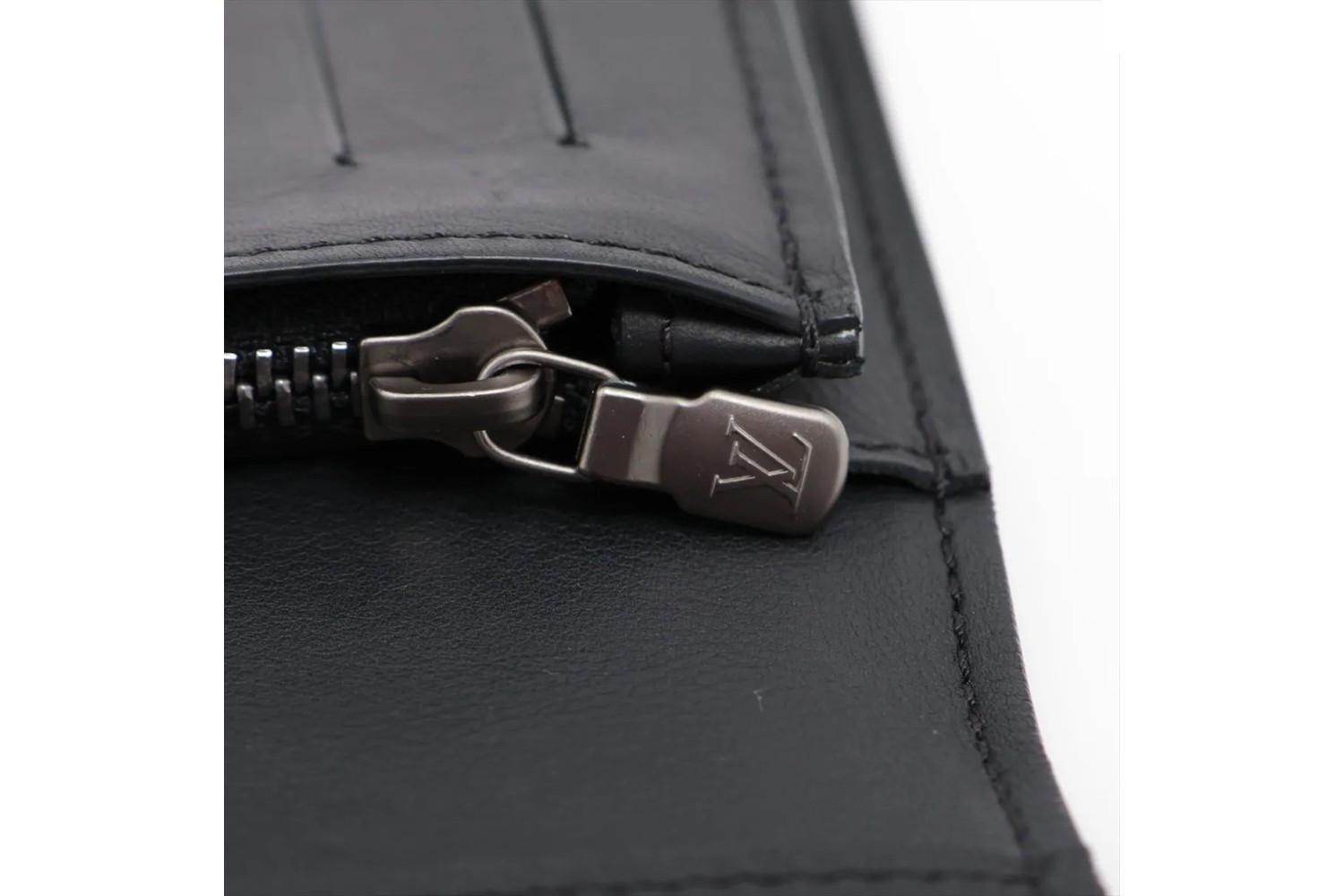 Damier Infini Portefeuille Brazza N63010 Long Wallet — view 10