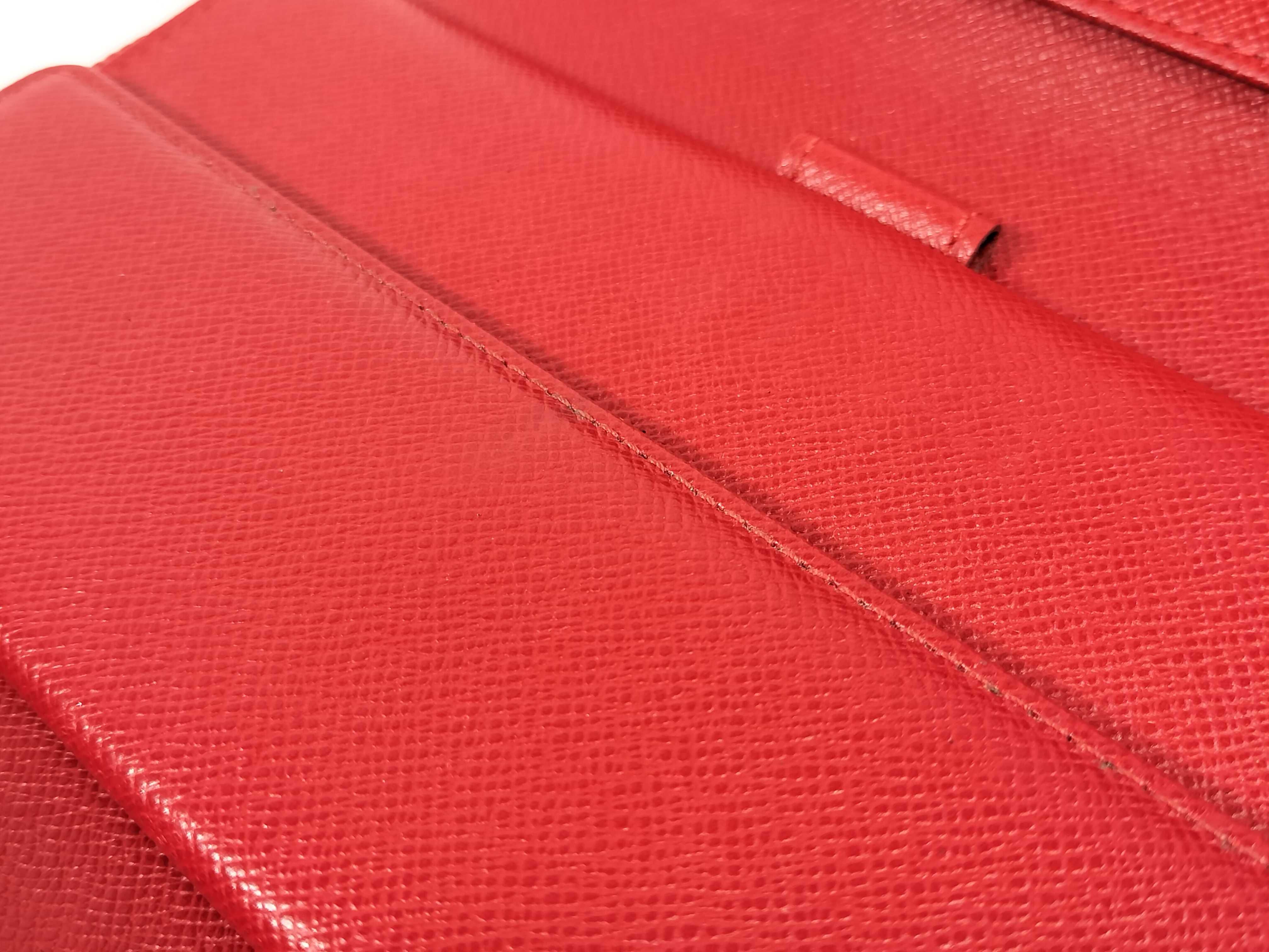 Epi Portefeuille Tresor International Tri-fold Long Wallet — view 14