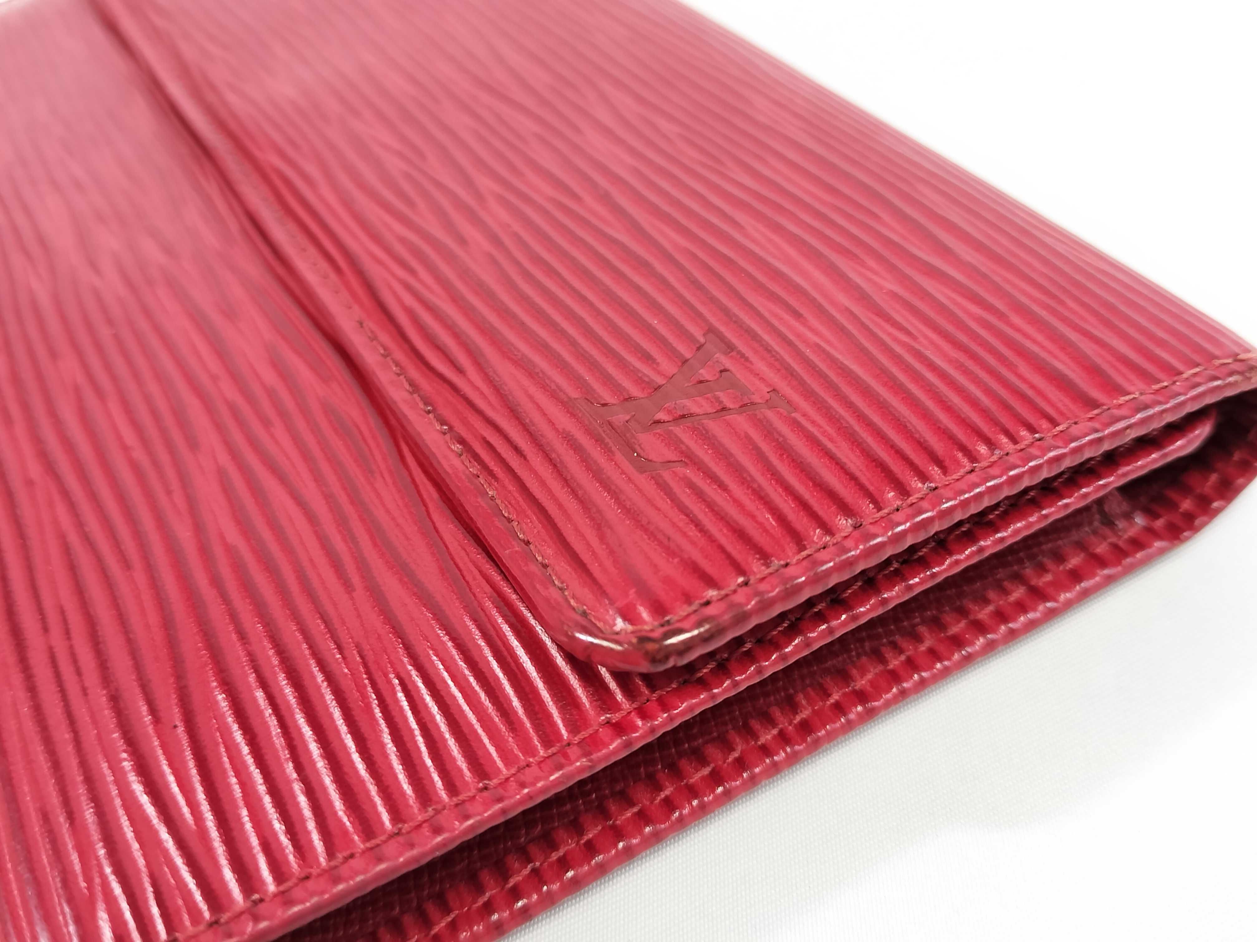 Epi Portefeuille Tresor International Tri-fold Long Wallet — view 15