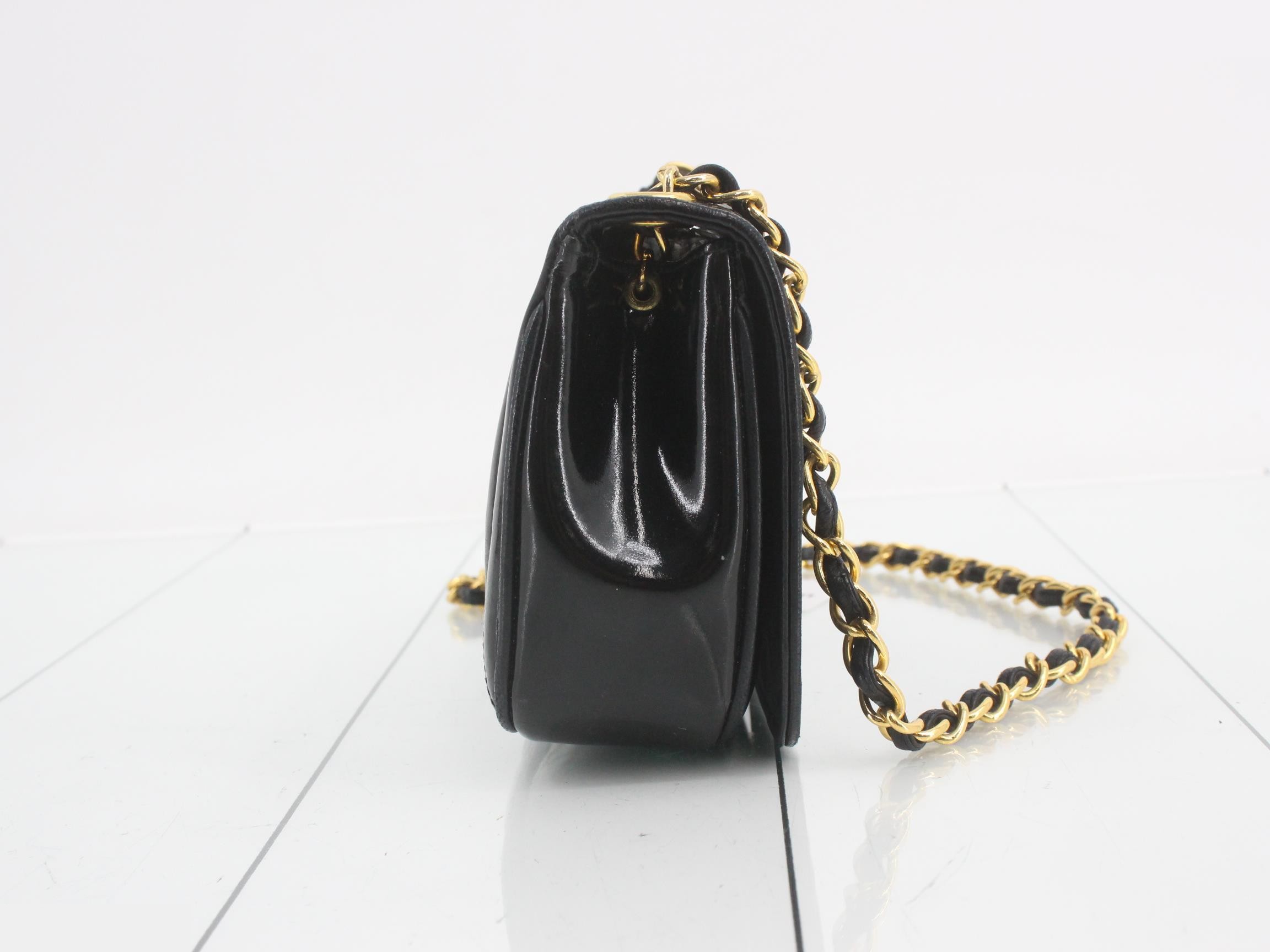 Patent leather Coco Mark chain shoulder bag — view 4