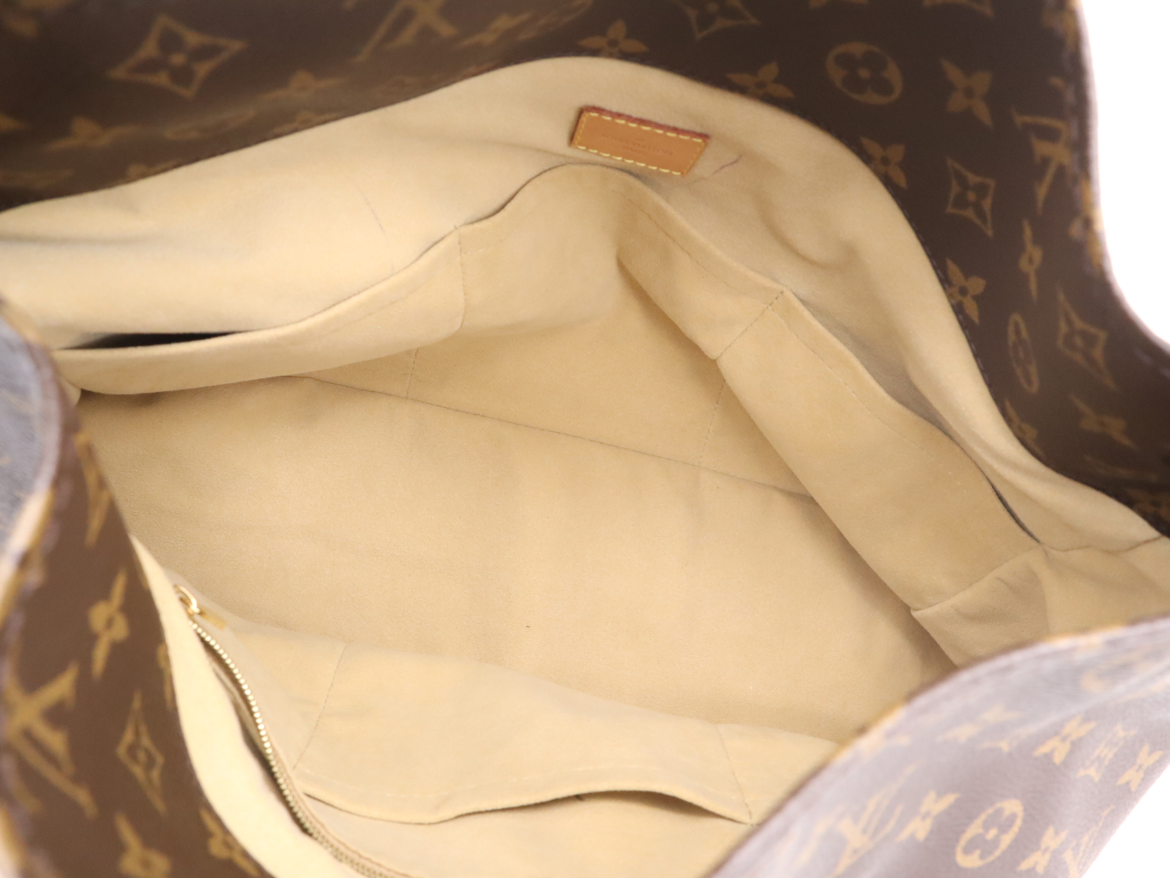 M40249 Monogram Artsy MM Shoulder Bag with Charm — view 10