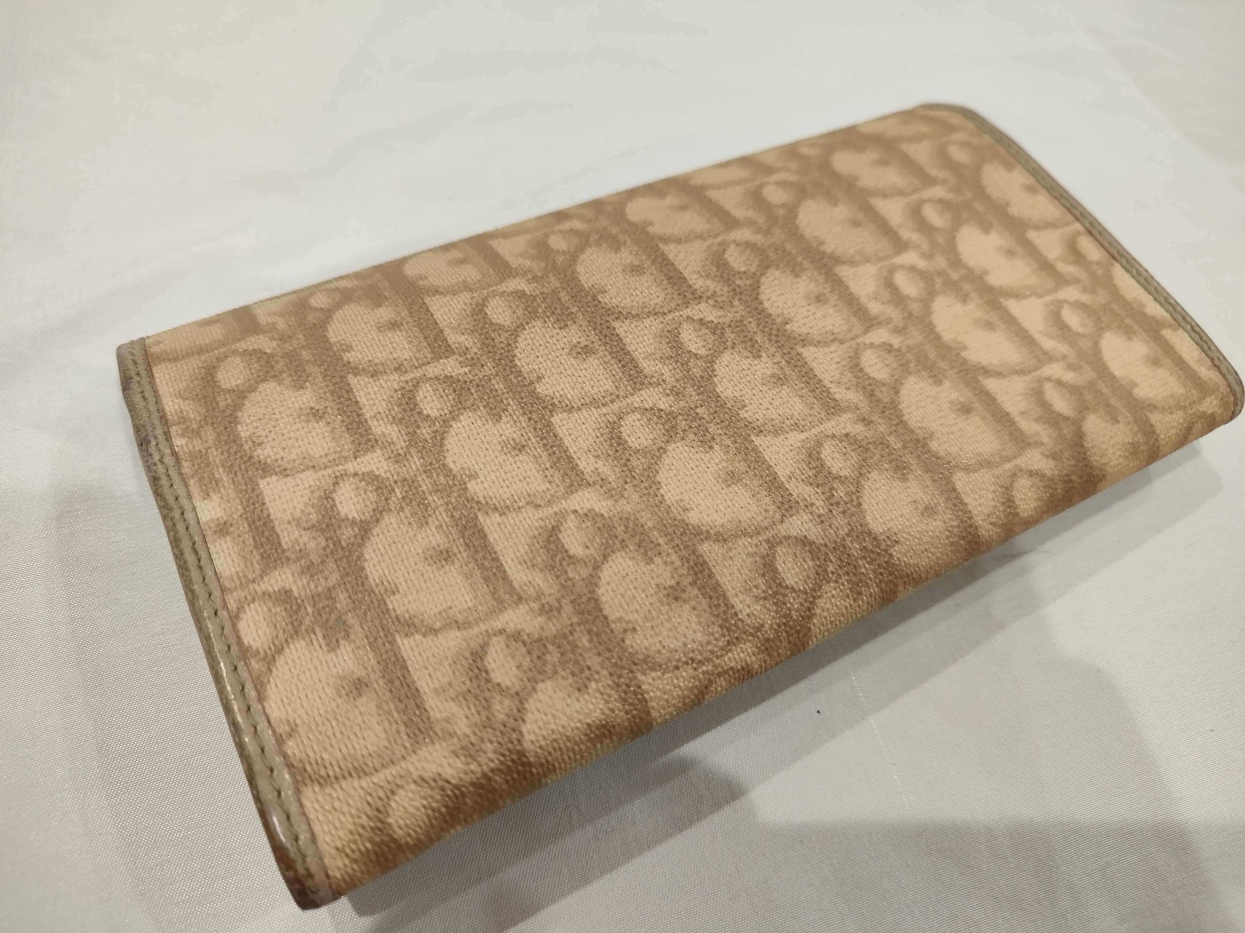 long wallet — view 12