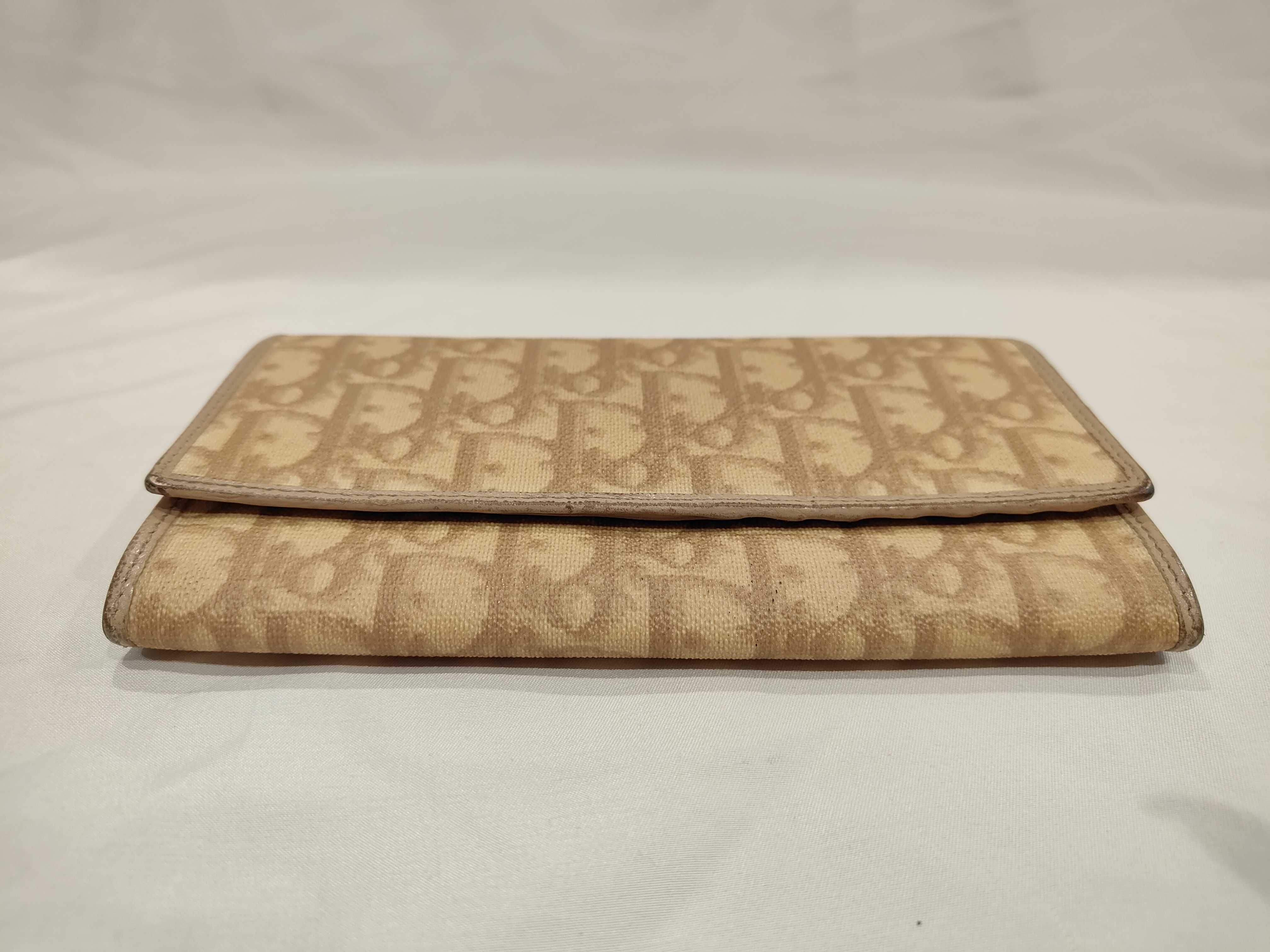 long wallet — view 3