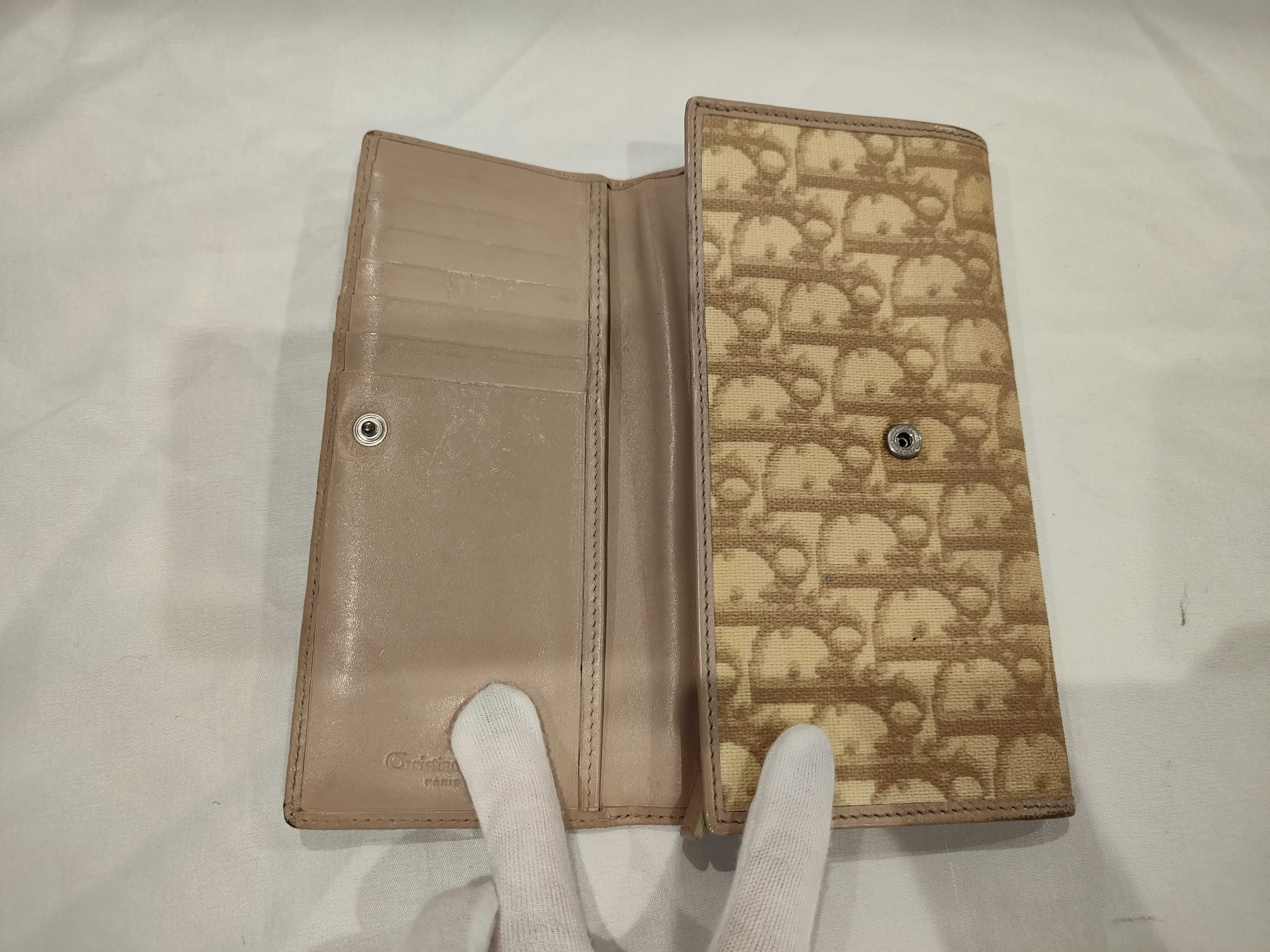 long wallet — view 6