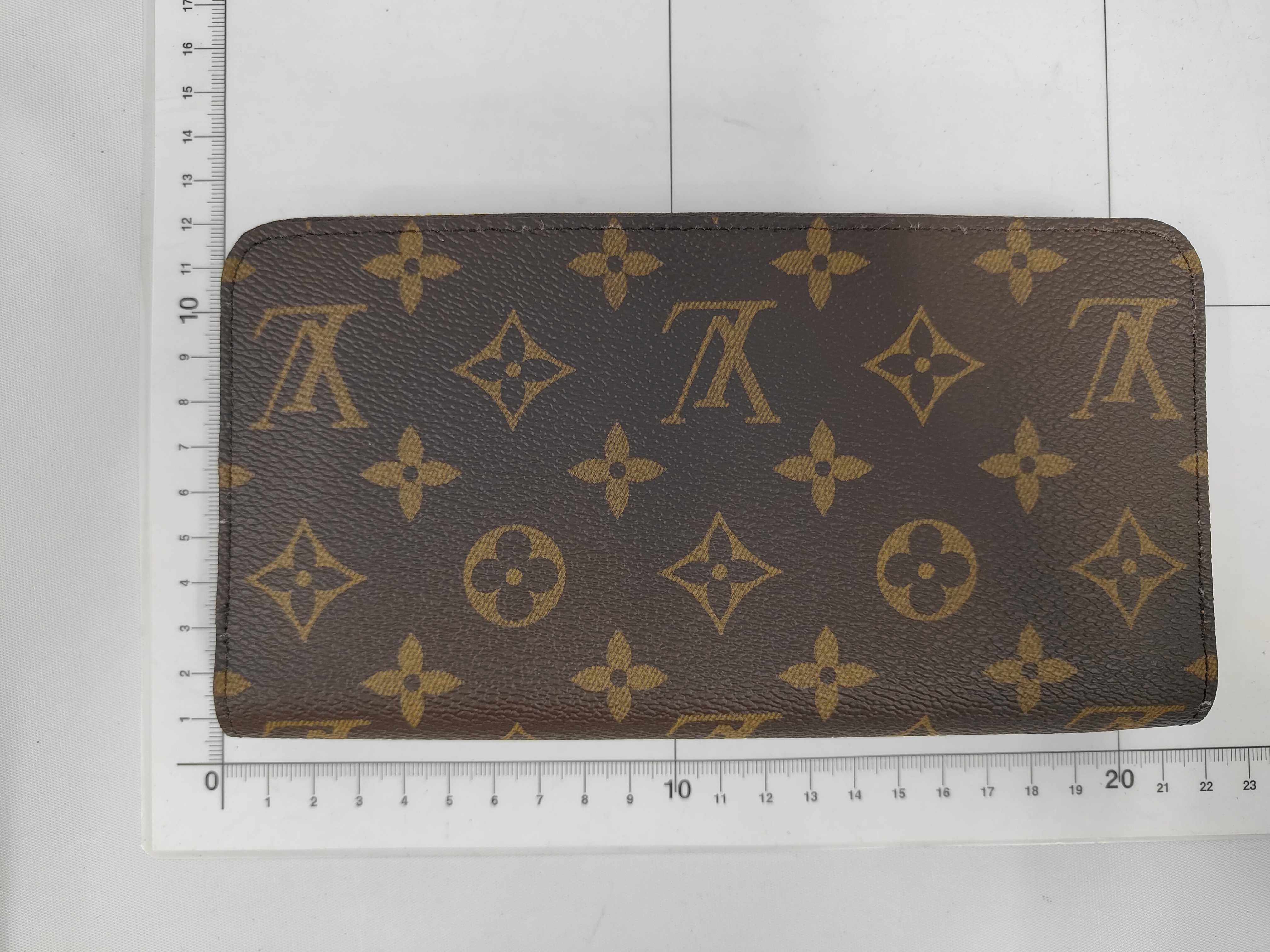 Monogram Zippy Wallet M41895 Wallet — view 2