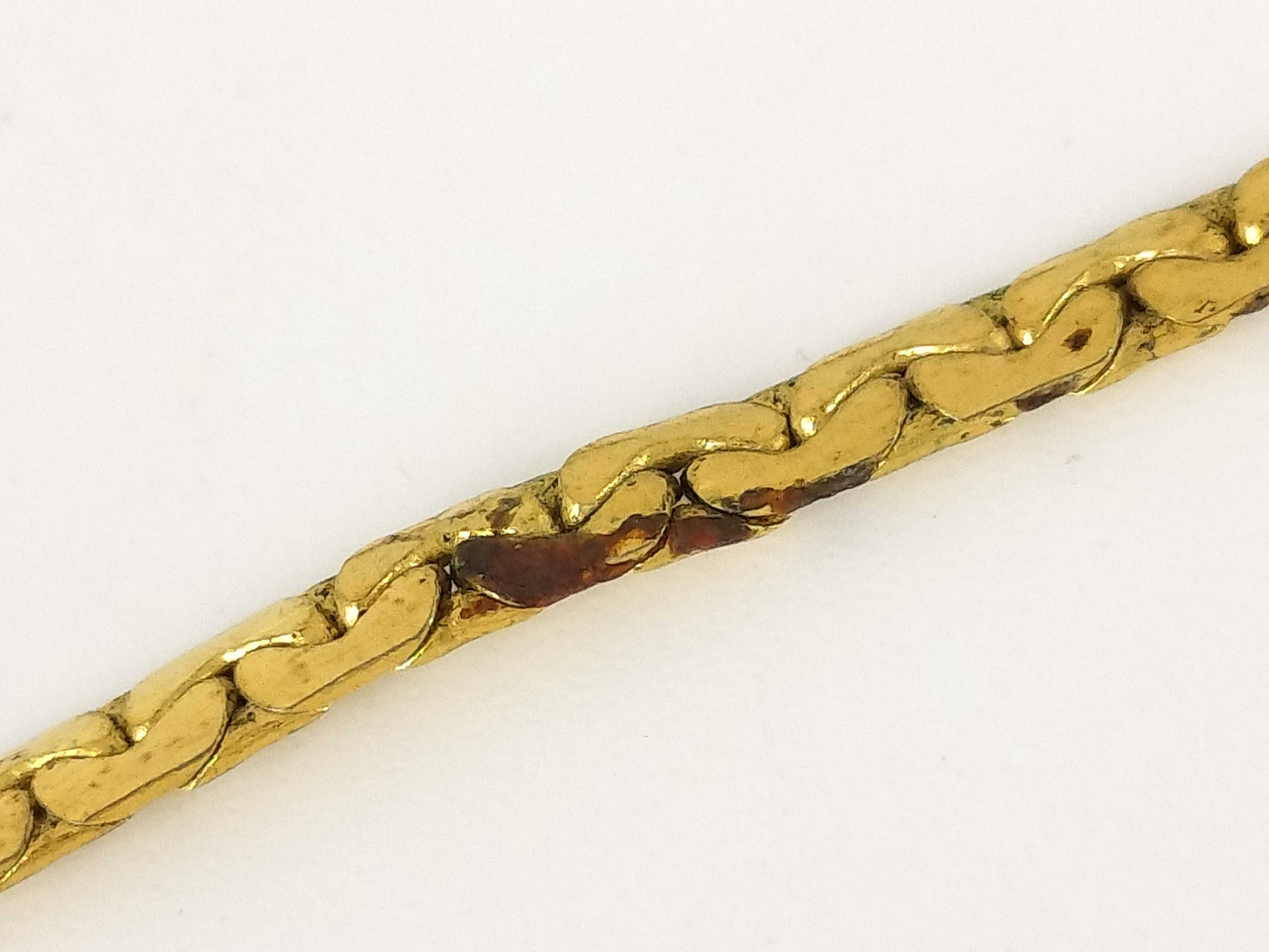 Oval G Logo Vintage Gold Long Necklace — view 10