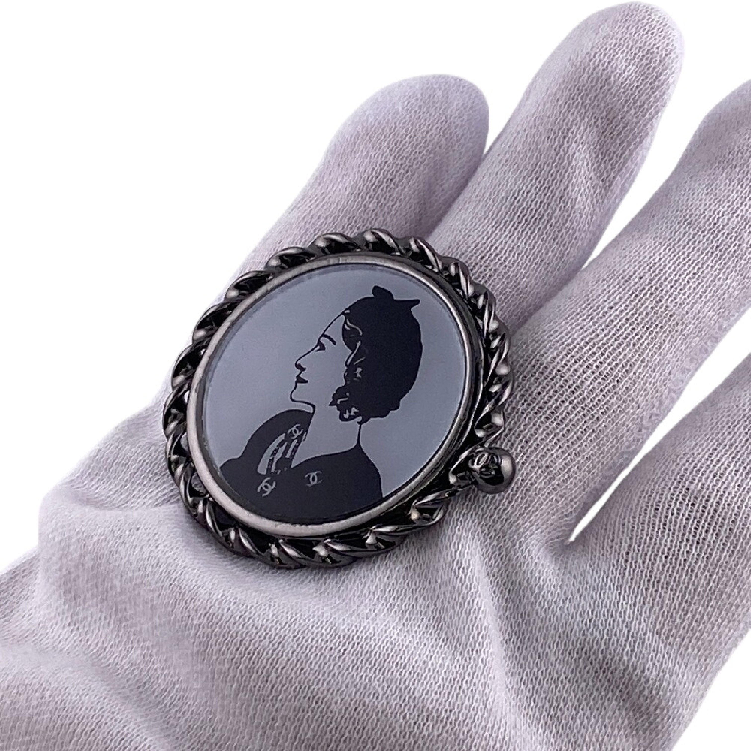 Mademoiselle Coco Mark Ring - Metal Ring for Women — view 6