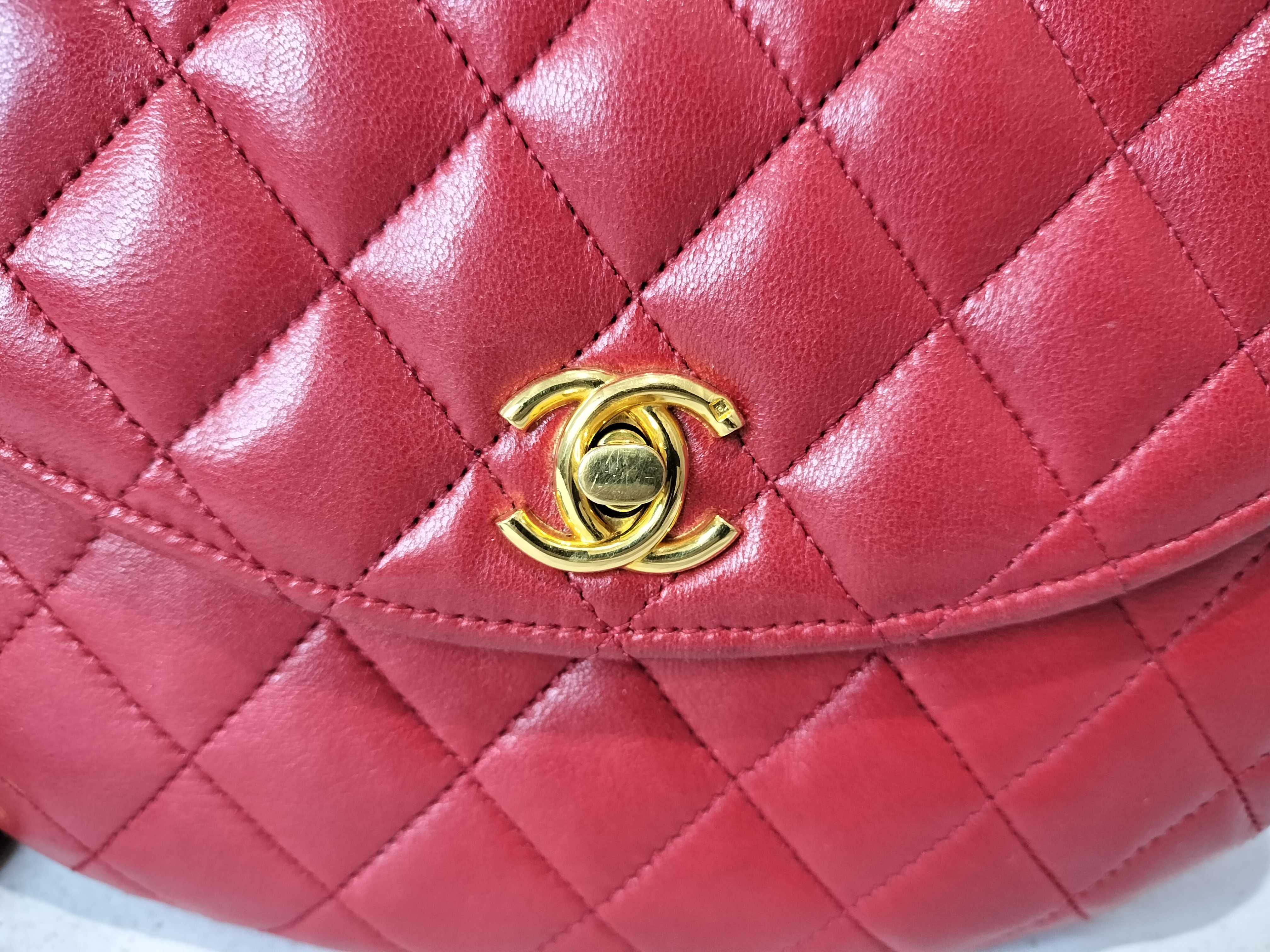 Lambskin Chain Shoulder Bag, Red, Pocket Deterioration — view 2