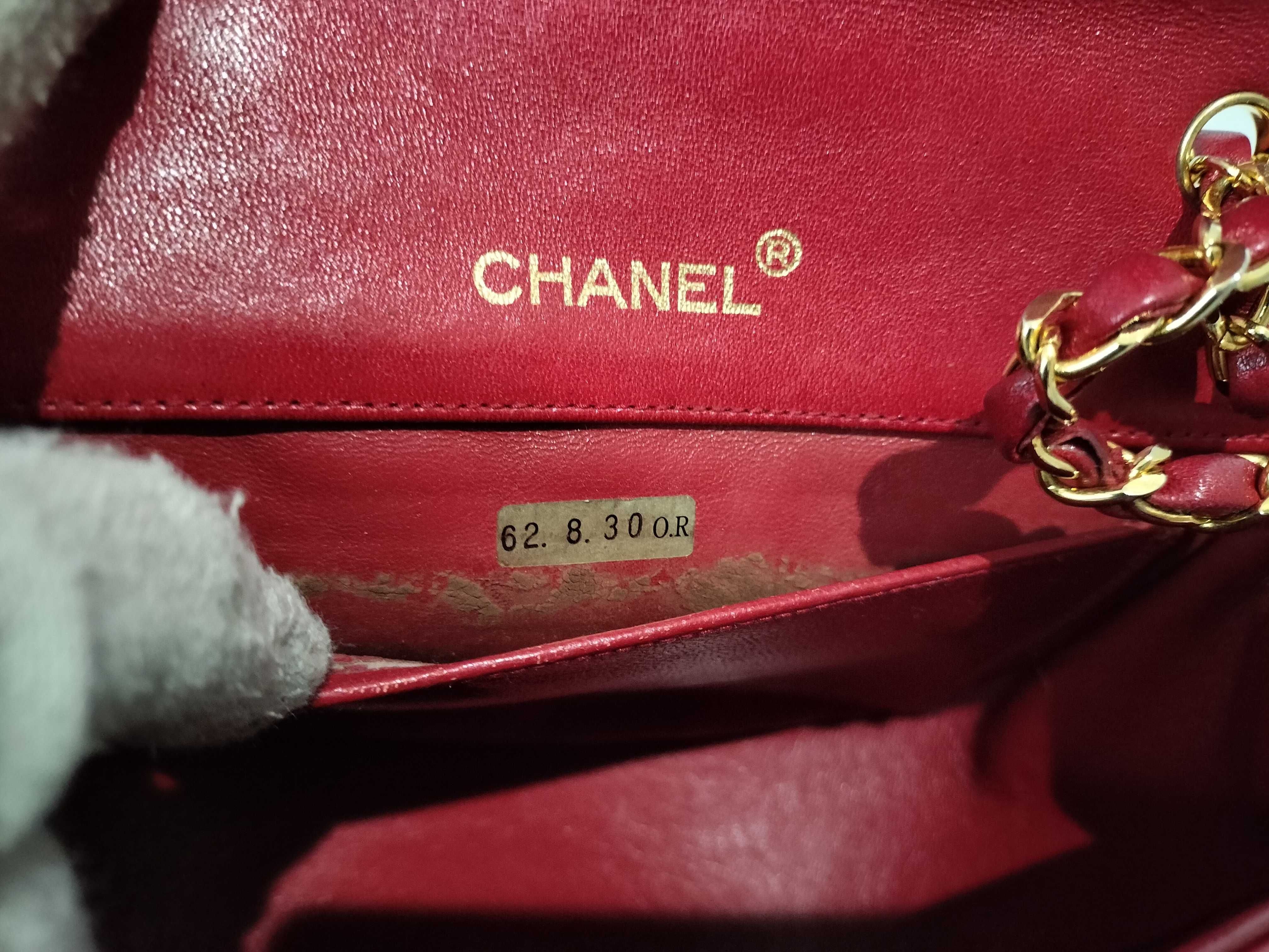 Lambskin Chain Shoulder Bag, Red, Pocket Deterioration — view 11