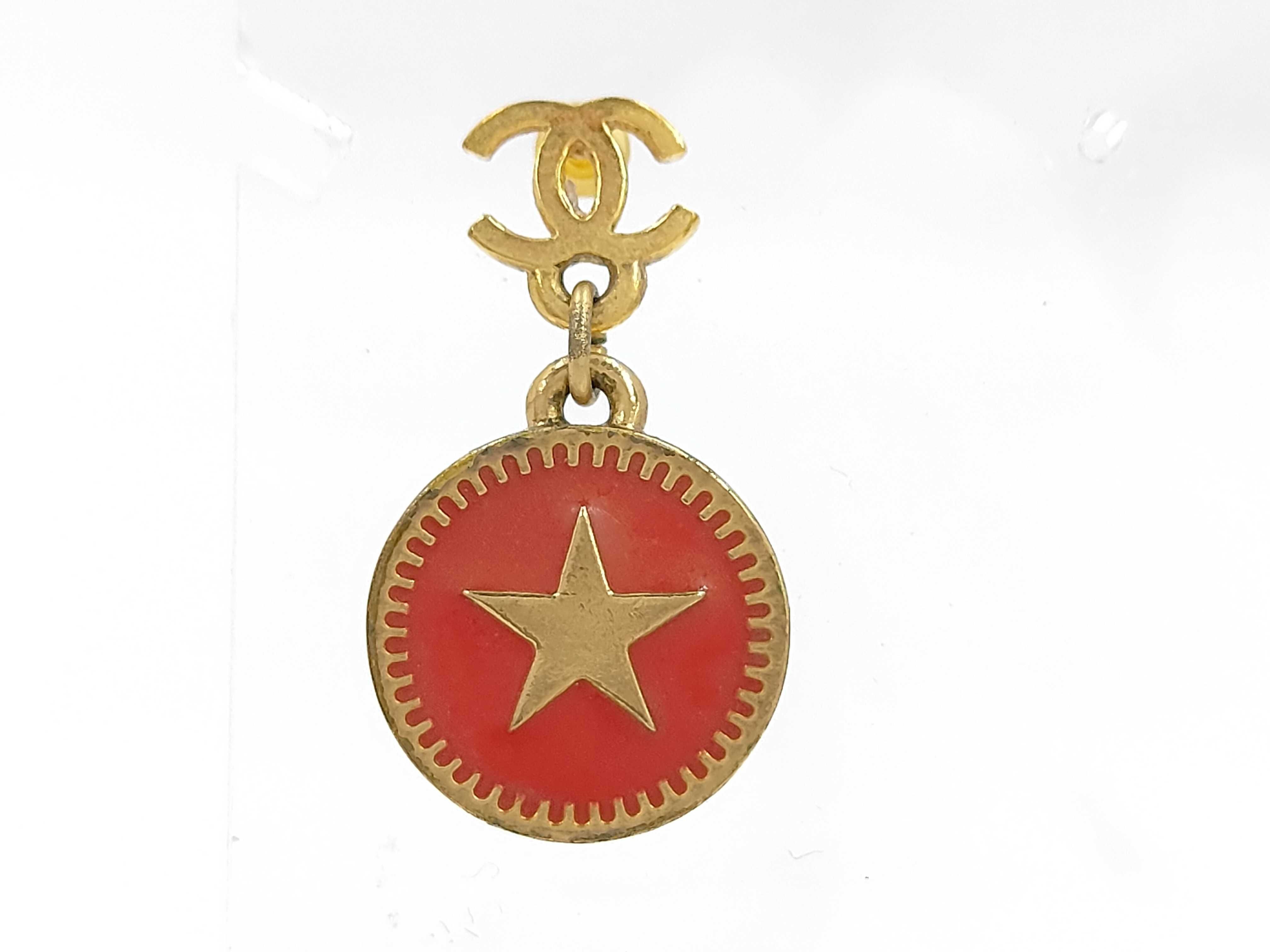 Coco Round Star Red Gold Earrings