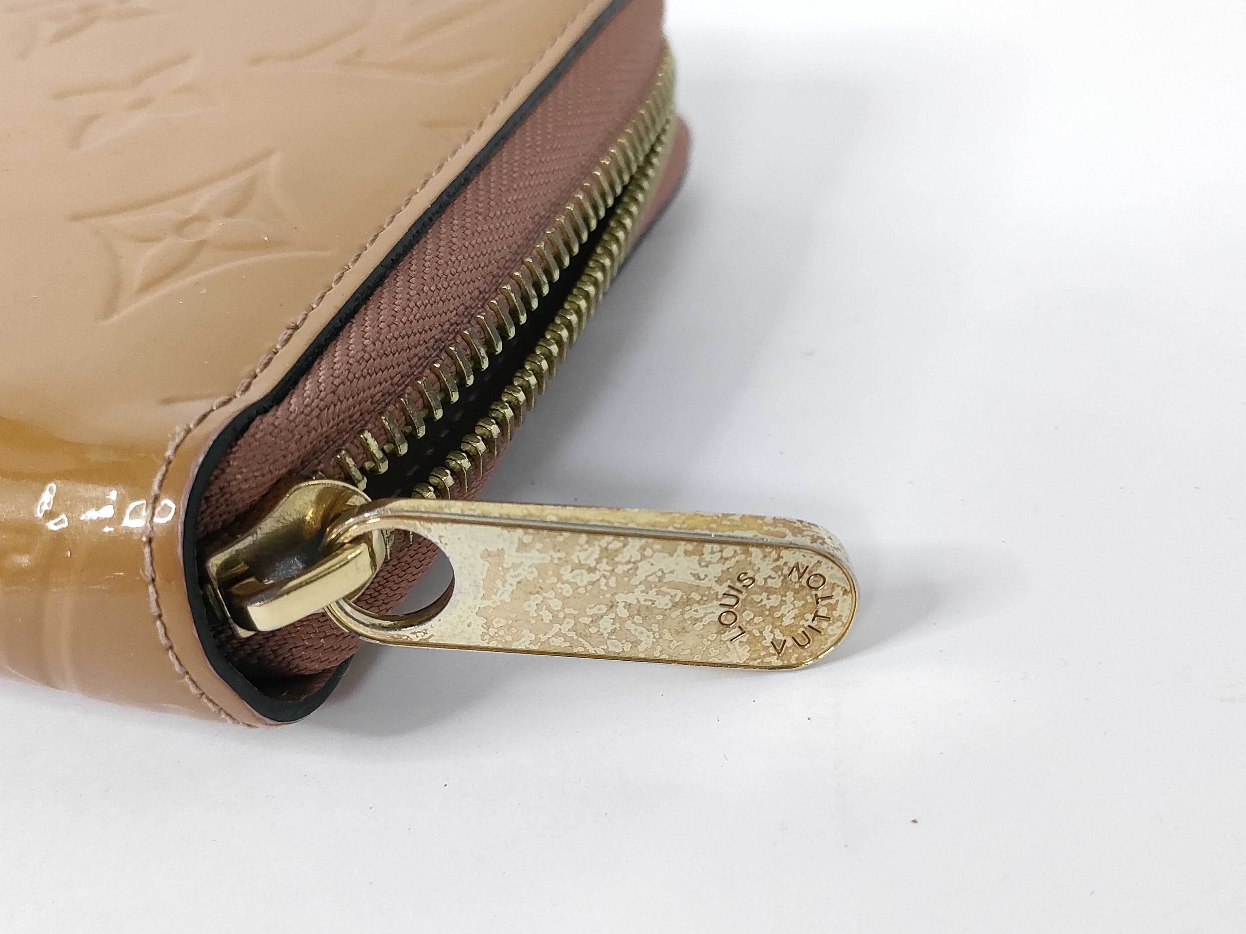 Vernis LV Louis Vuitton Monogram Vernis Zippy Wallet Long Wallet — view 13