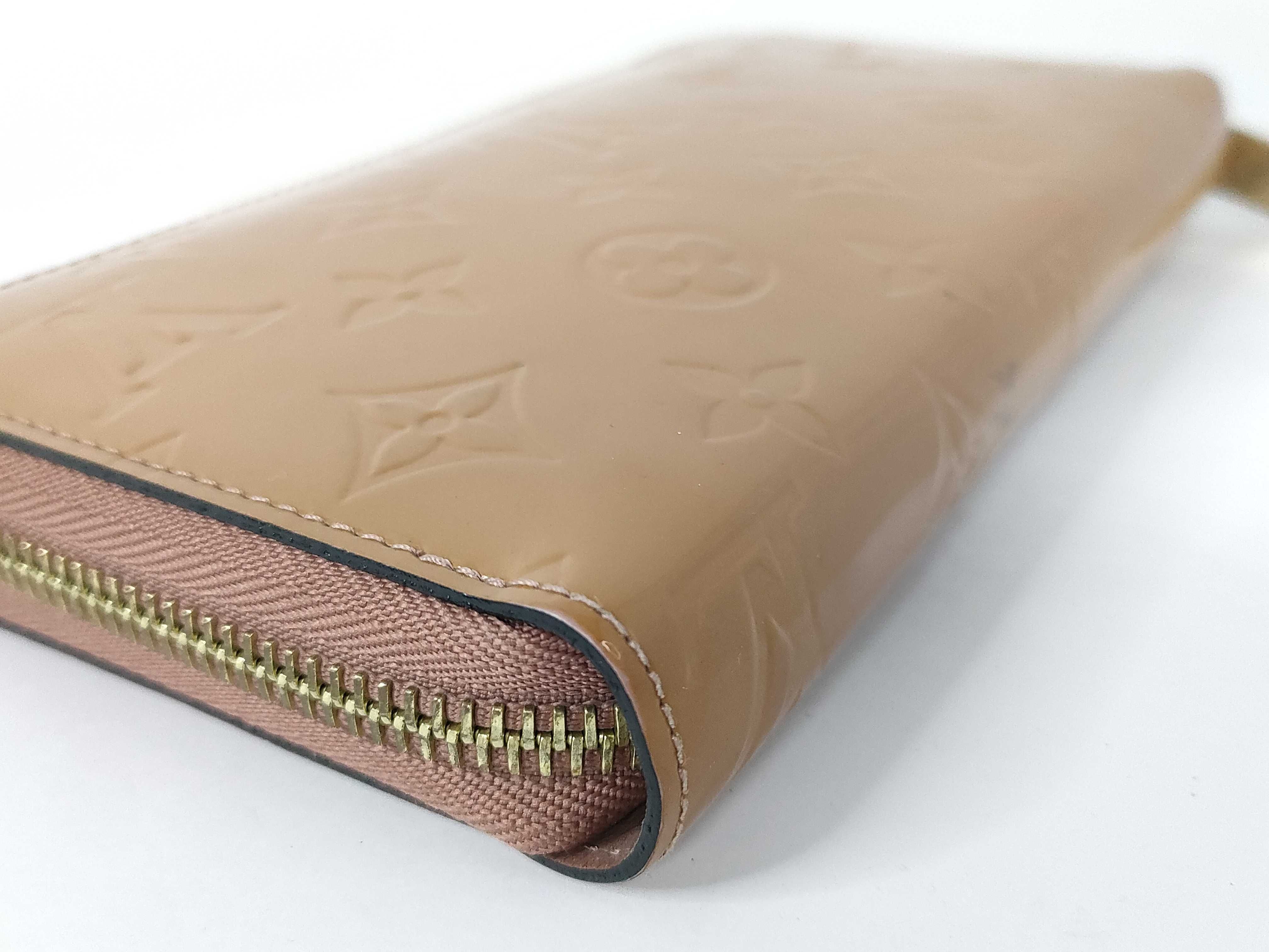 Vernis LV Louis Vuitton Monogram Vernis Zippy Wallet Long Wallet — view 3