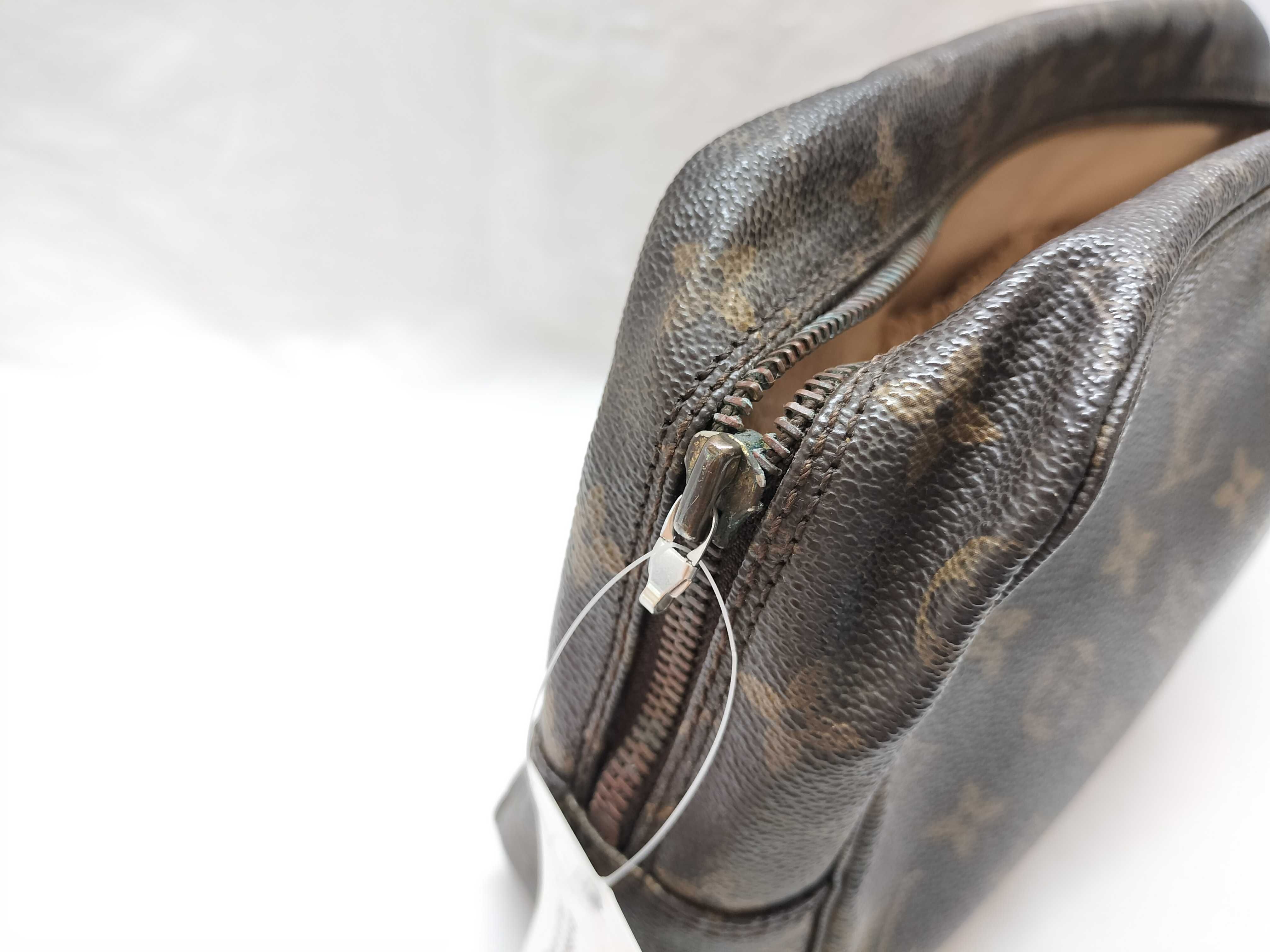 Monogram M47522 Troussard Toilette 28 Handbag (Damaged Zipper) — view 11