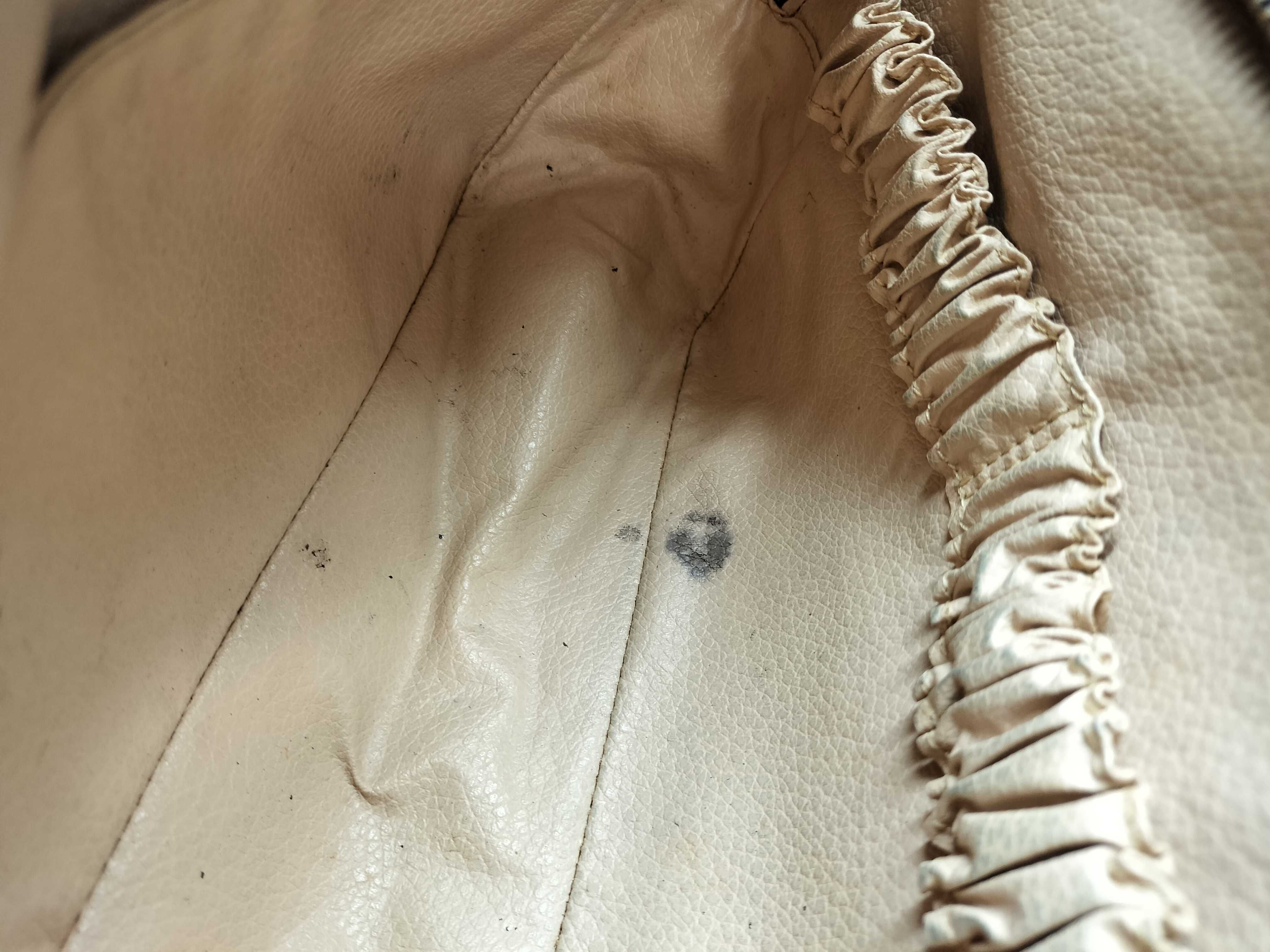 Monogram M47522 Troussard Toilette 28 Handbag (Damaged Zipper) — view 7