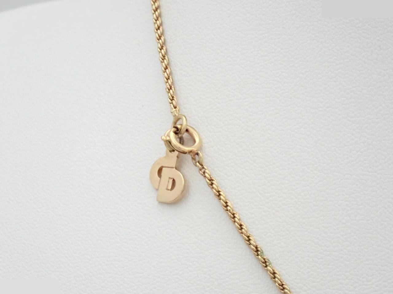 Other lines: Precious metals, necklaces, pendants — view 2