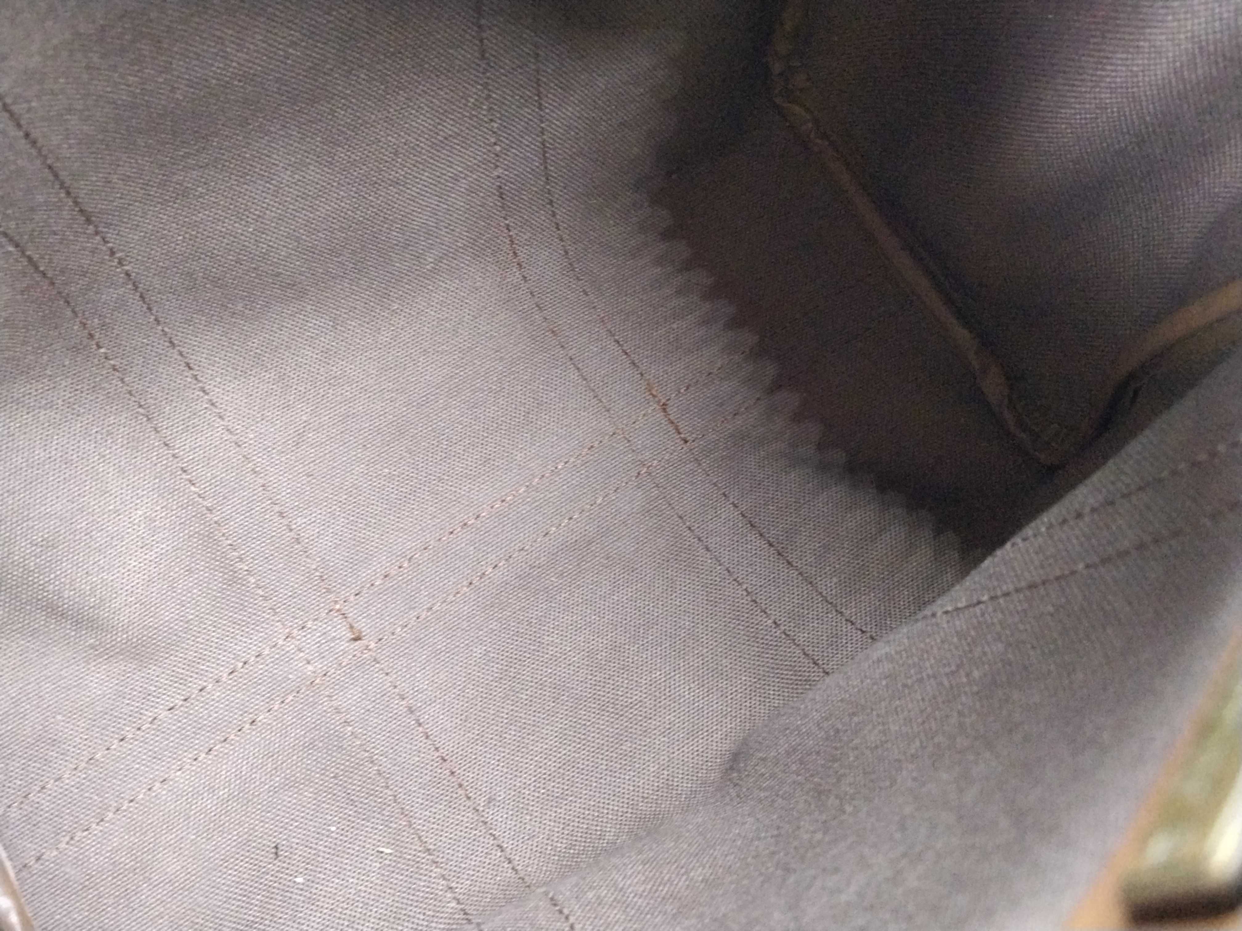 Honeycomb Pattern Boston Bag — view 10
