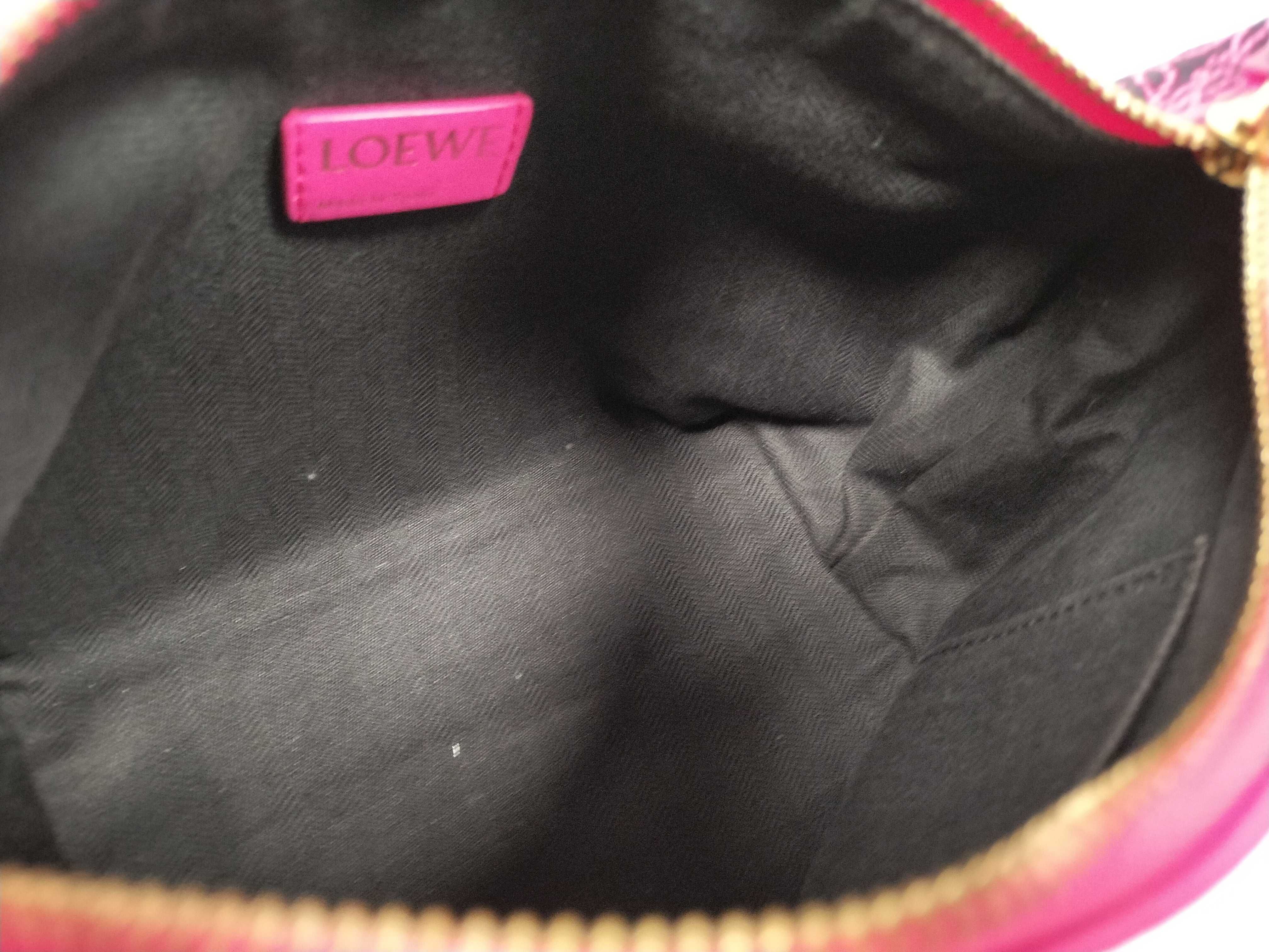 pink handbag — view 11