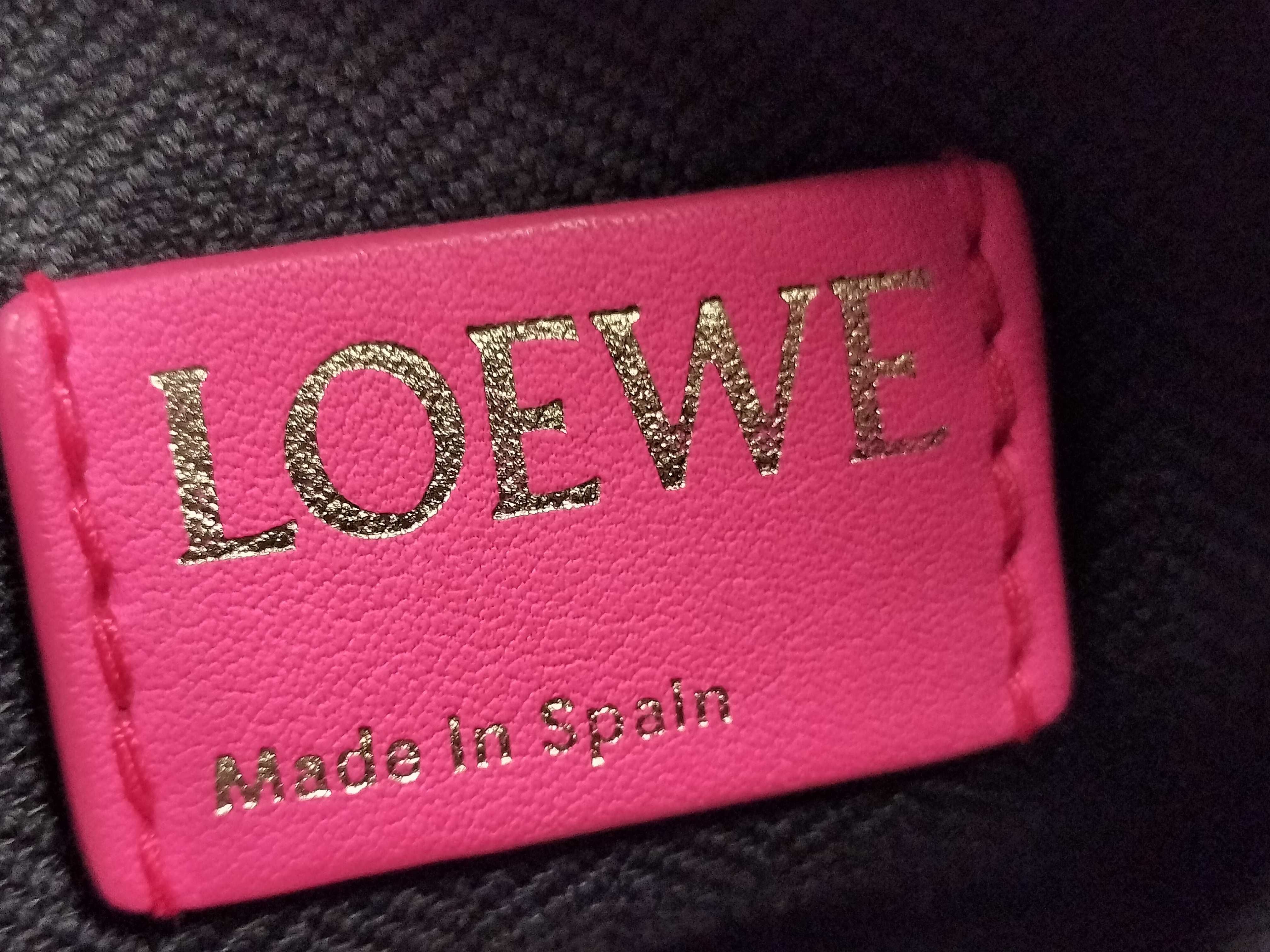 pink handbag — view 12