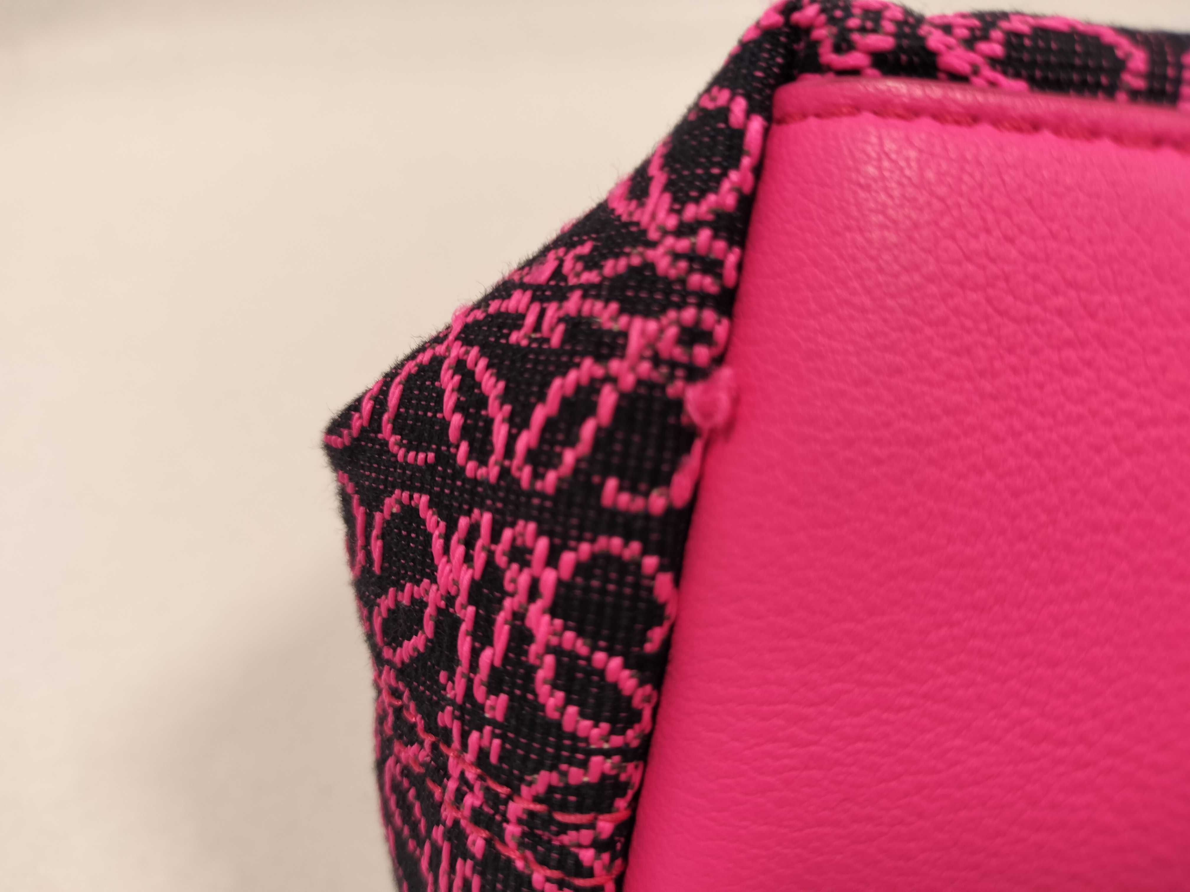 pink handbag — view 13