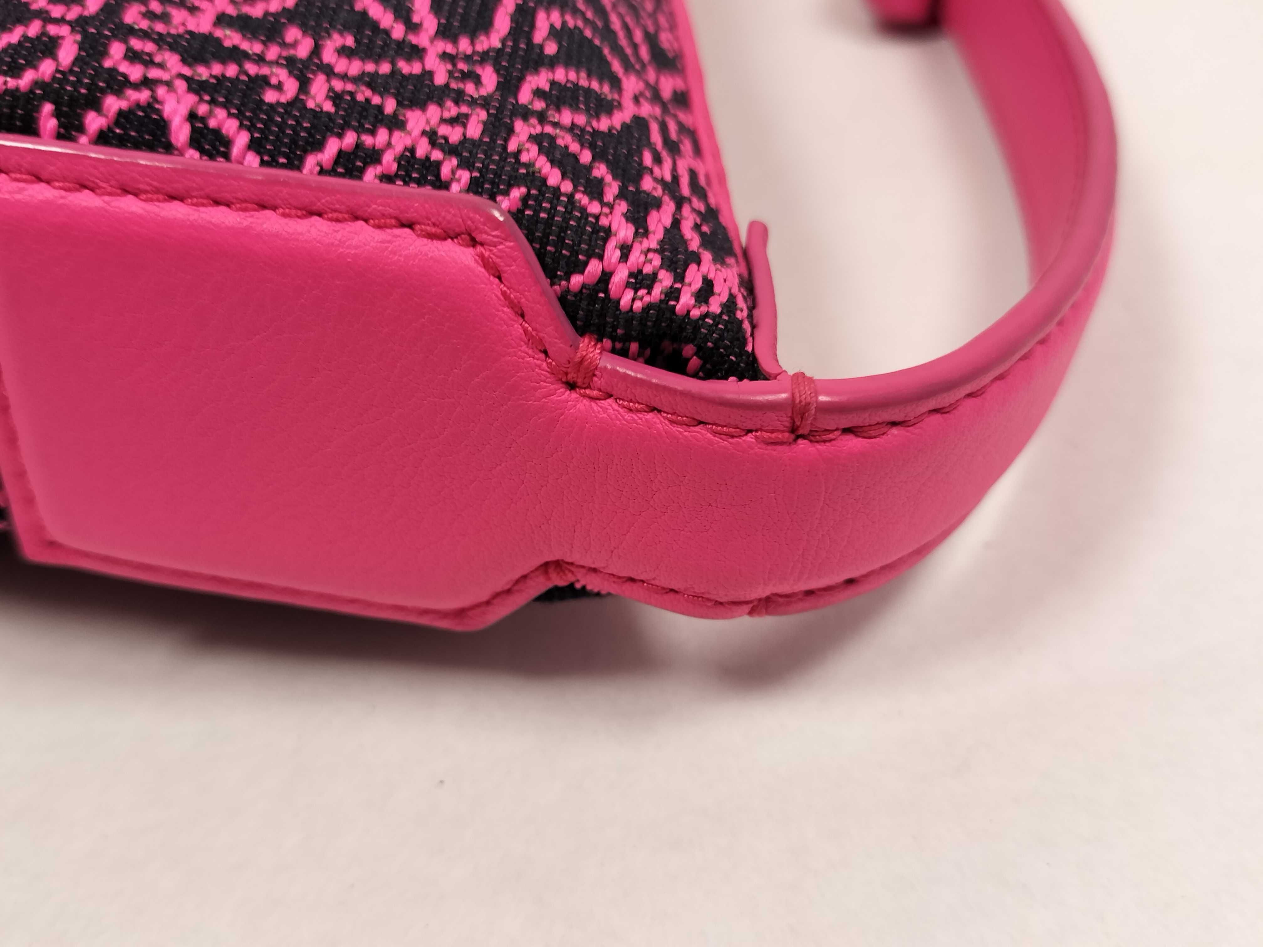 pink handbag — view 5