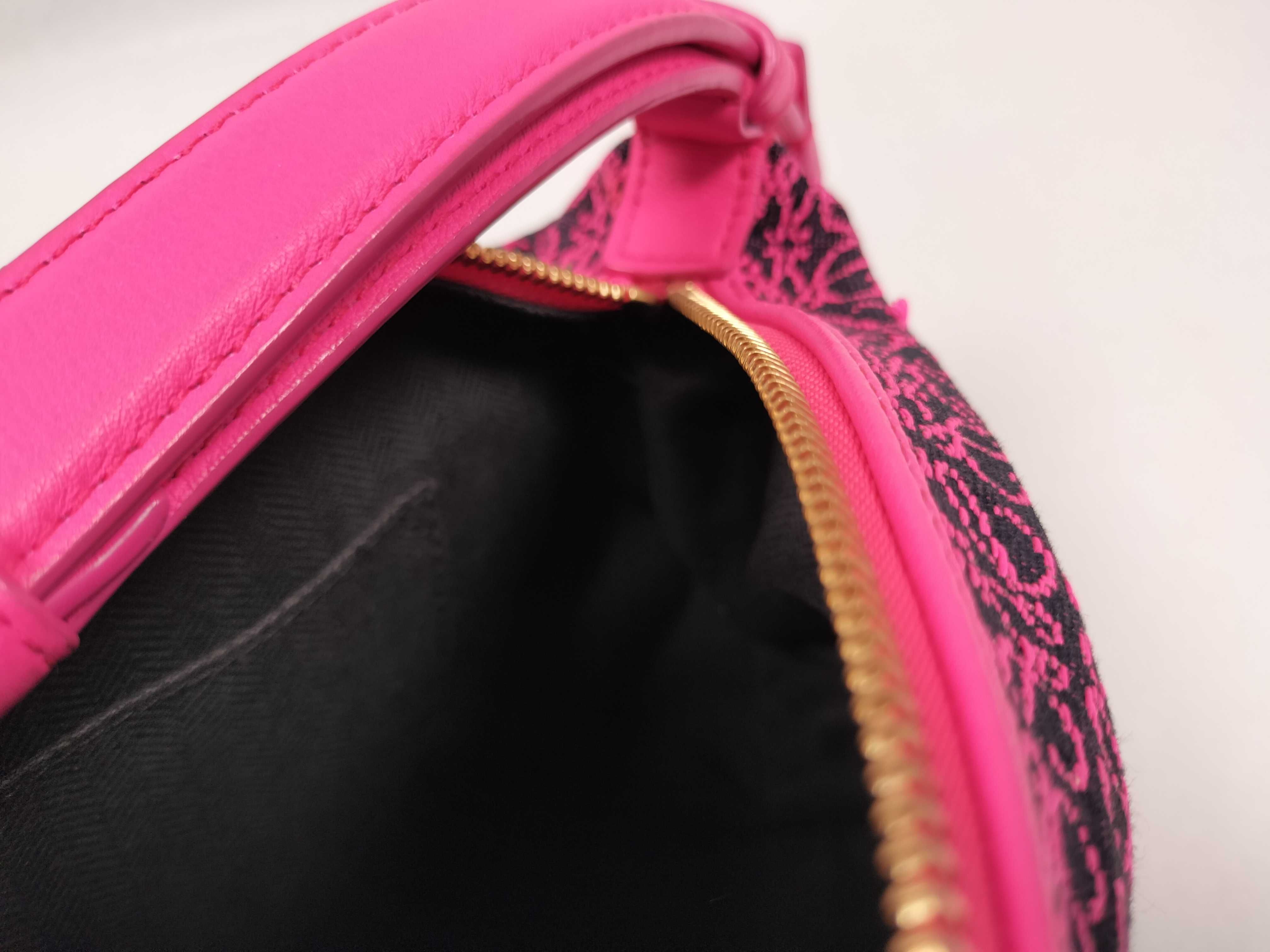 pink handbag — view 10