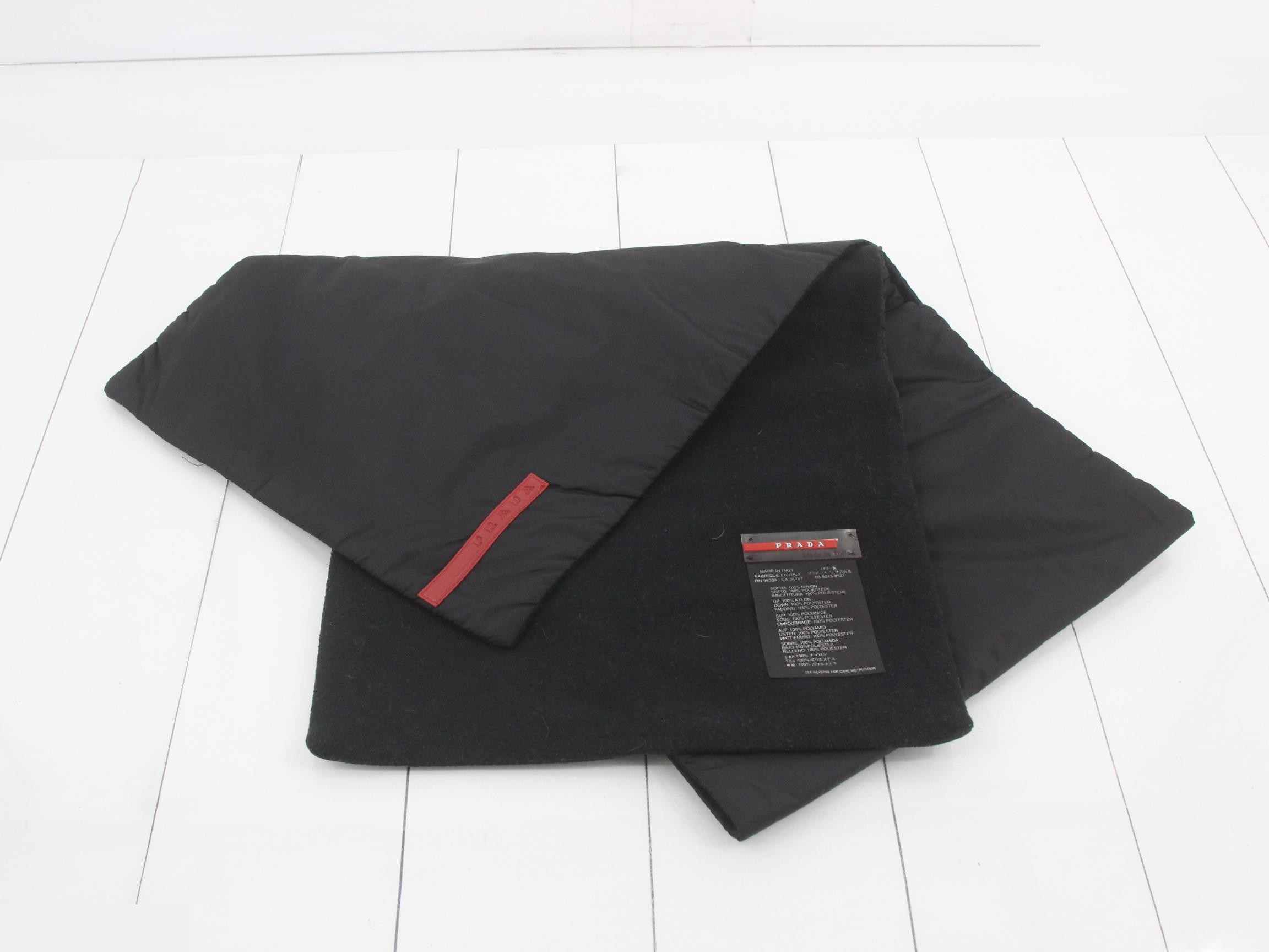 Scarf, black — view 2