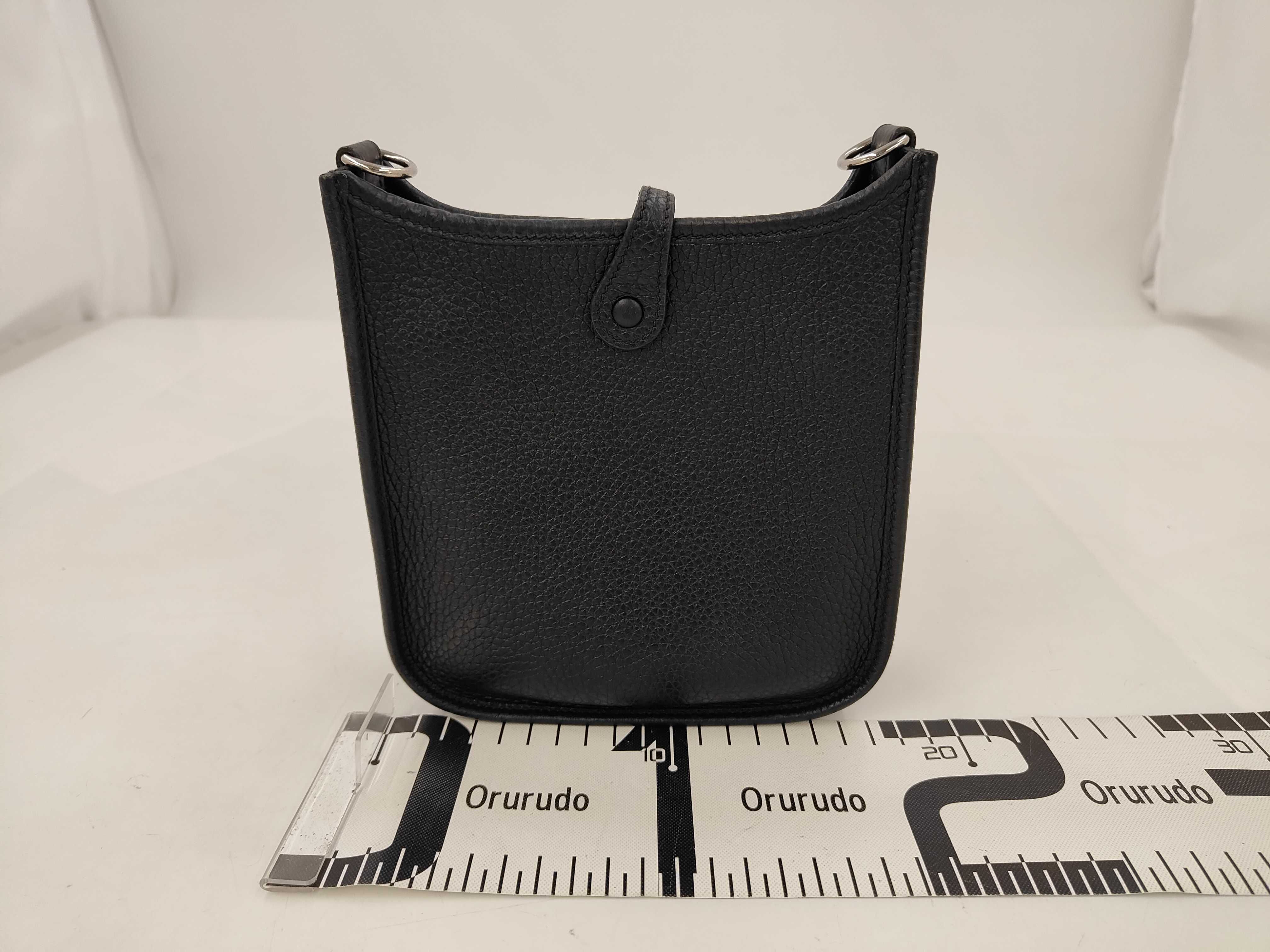 Evelyne 16 TPM Amazon Shoulder Bag — view 2