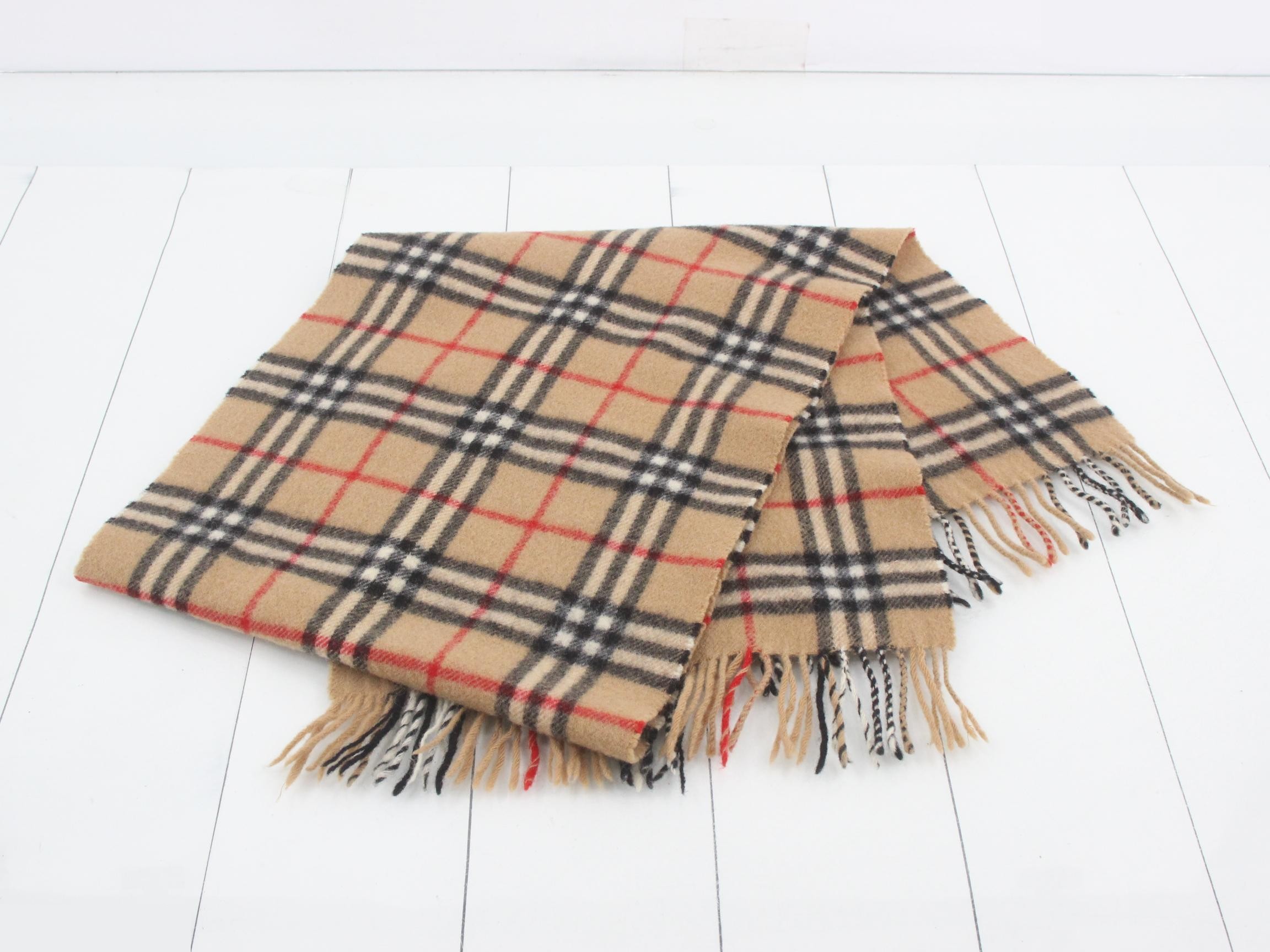 Other lines: Small items, accessories, and scarves — view 3