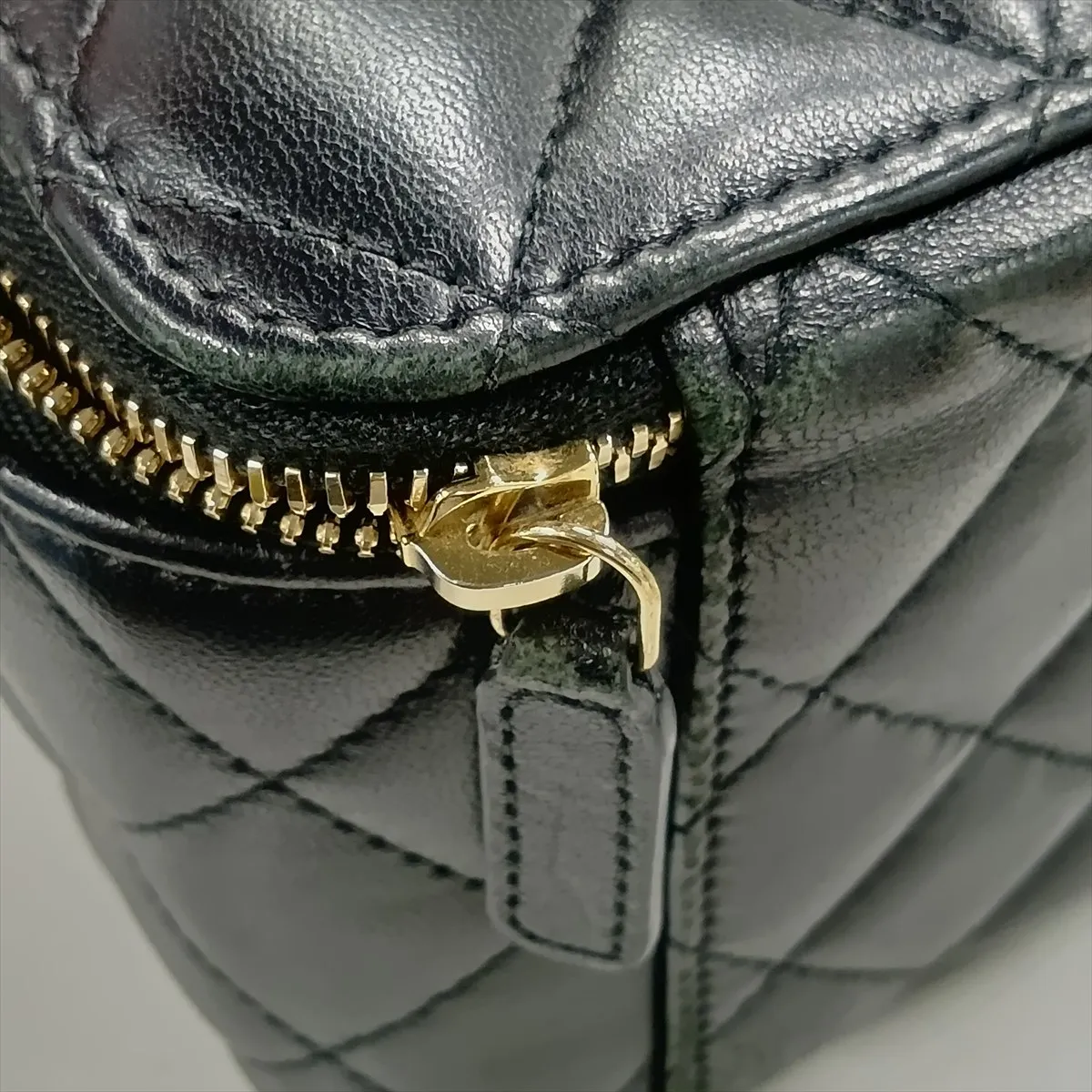 Matelassé Lambskin Shoulder Bag Vanity Case, Black with Gold Hardware, Serial Number 31569969 (Serial Number in the 31st range) — view 9