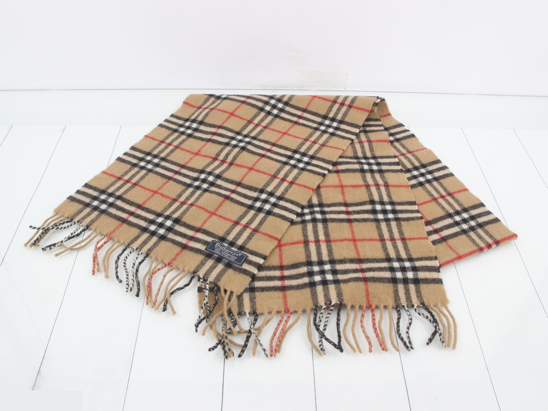 Other lines: Small items, accessories, and scarves — view 2