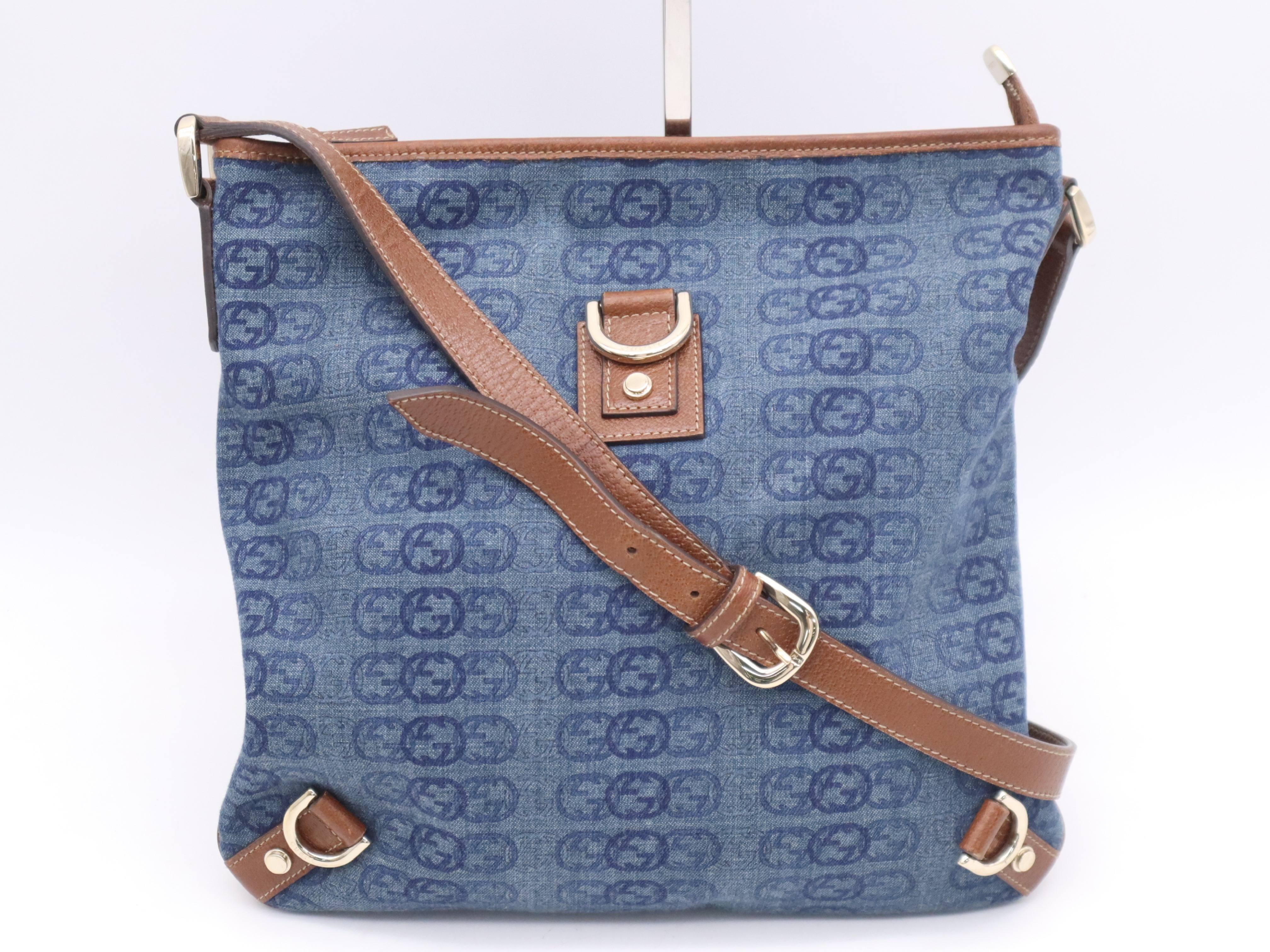 131326 Denim Interlocking G Shoulder Bag Blue Gold Hardware Shoulder Bag