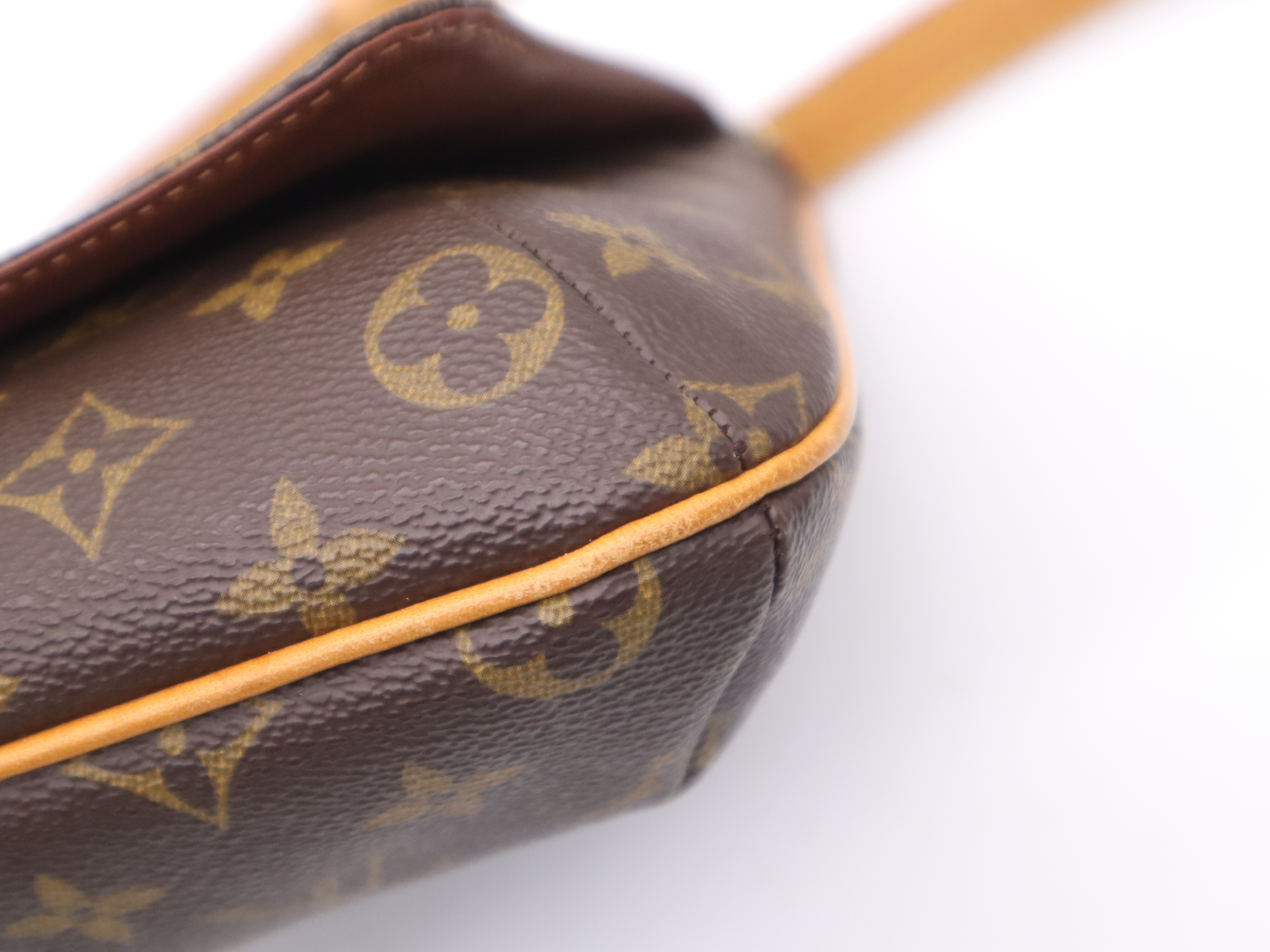 M51258 Monogram Musette Salsa Short Shoulder Bag — view 9