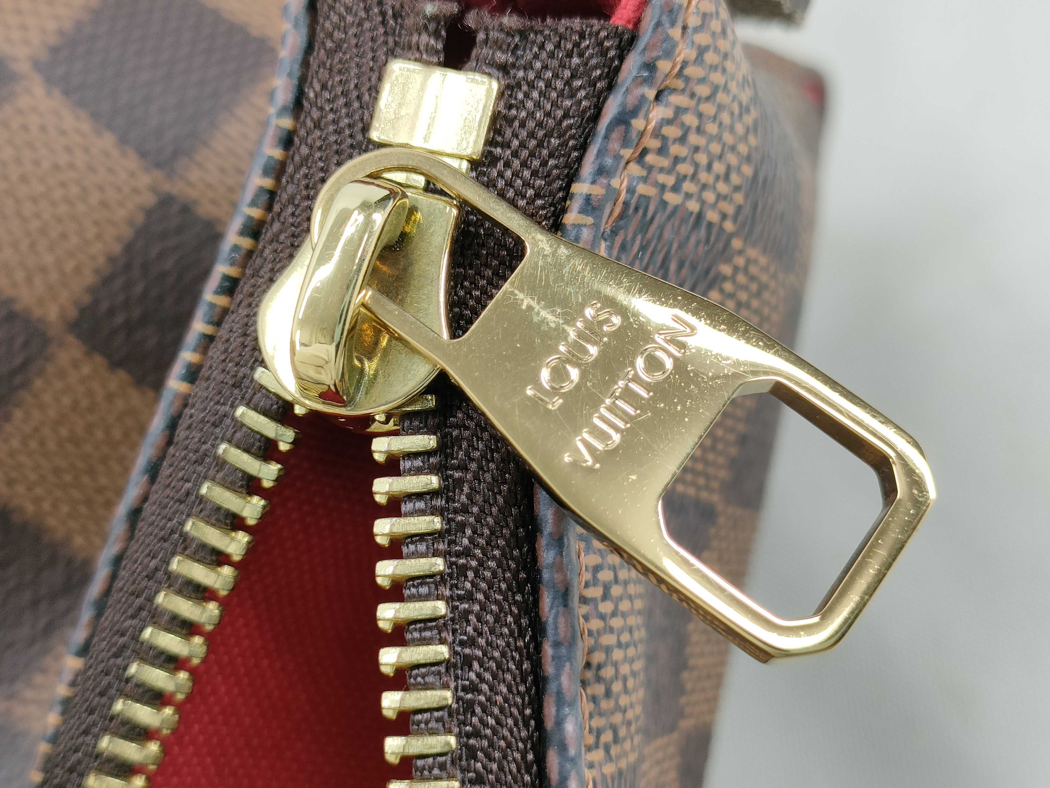 LV Damier Totally MM Tote Bag — view 14