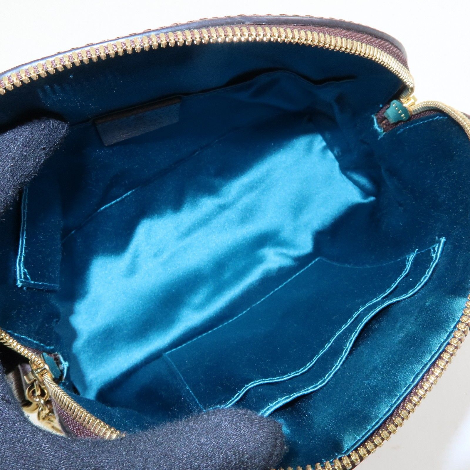 GG Supreme Small Ophidia Dome Shoulder Bag — view 18