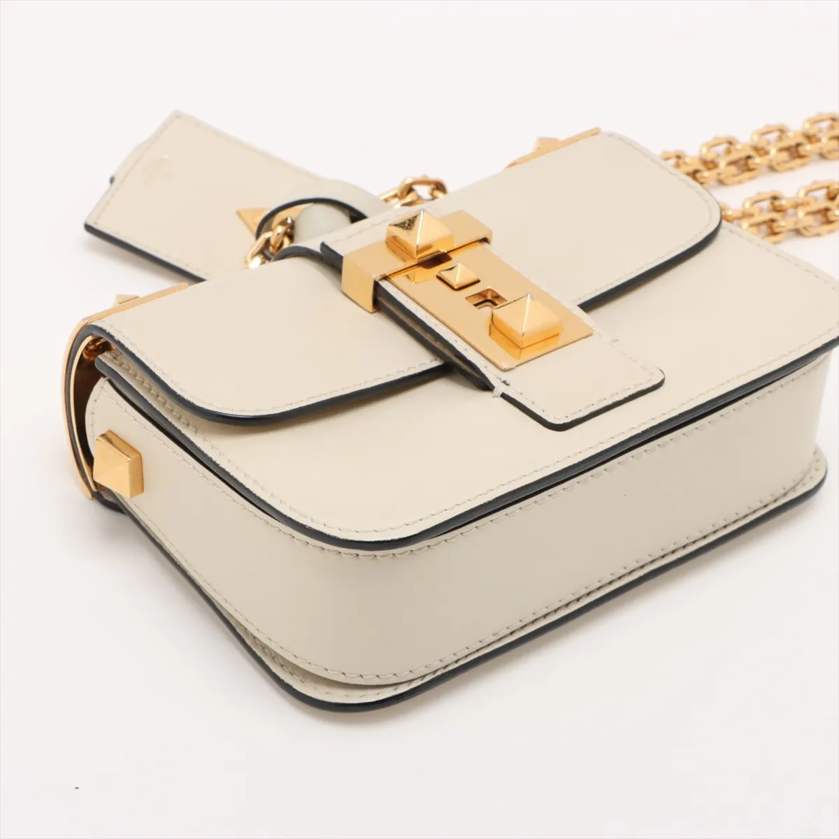 Rockstud Leather Chain Shoulder Bag White — view 4