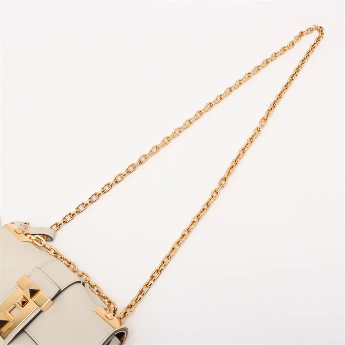 Rockstud Leather Chain Shoulder Bag White — view 5