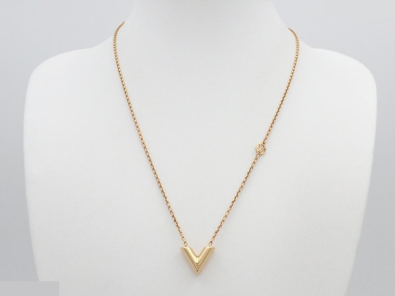 Essential V Necklace M00857 — view 3
