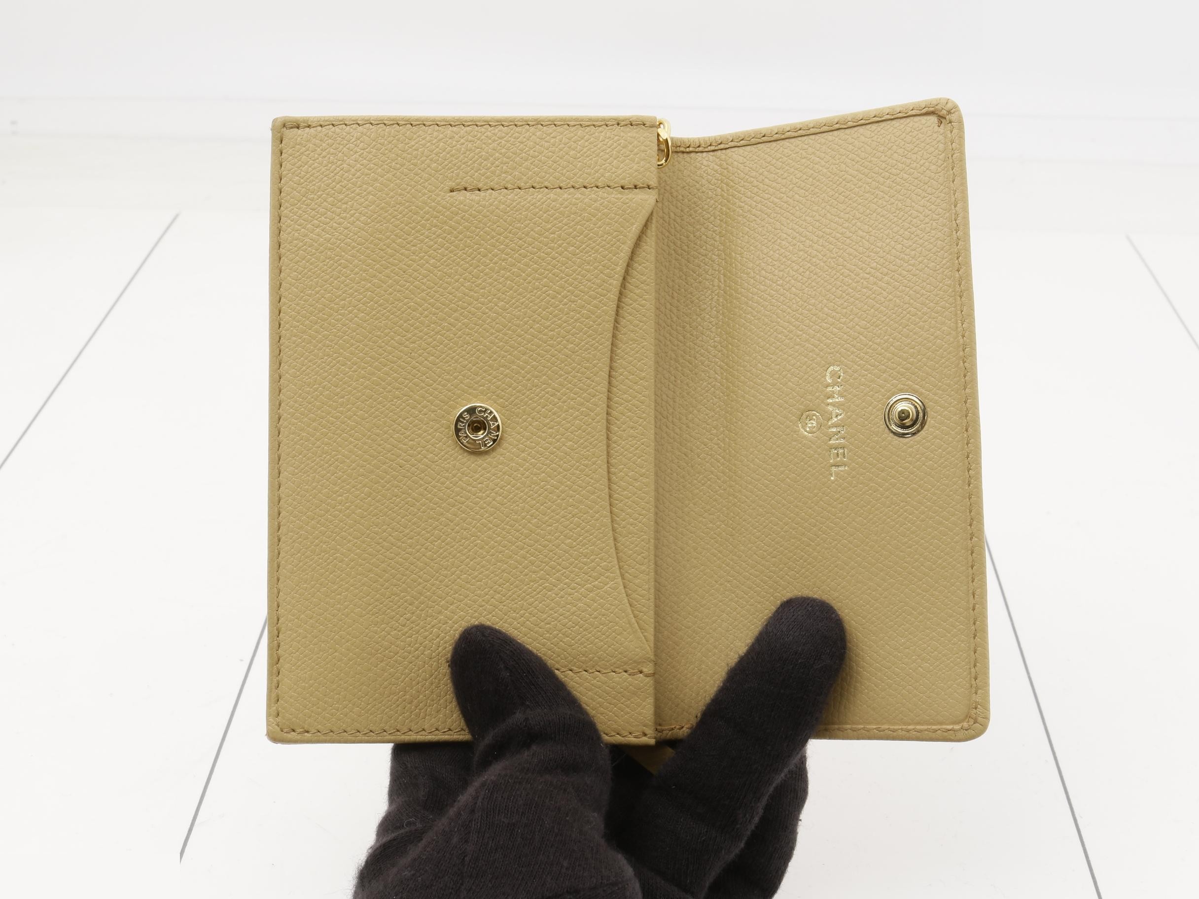 Coco Button Leather Key — view 4